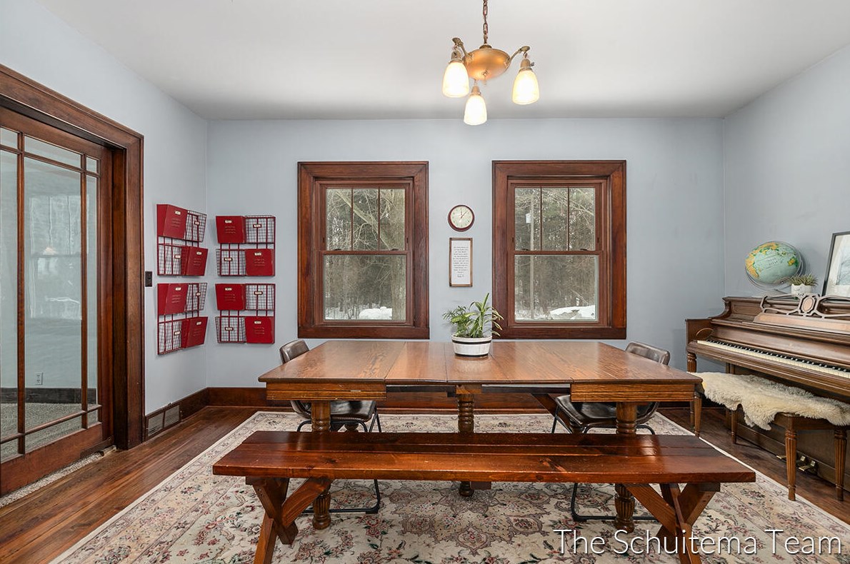 10720 56 Ave, Allendale MI 49401-8352 exterior