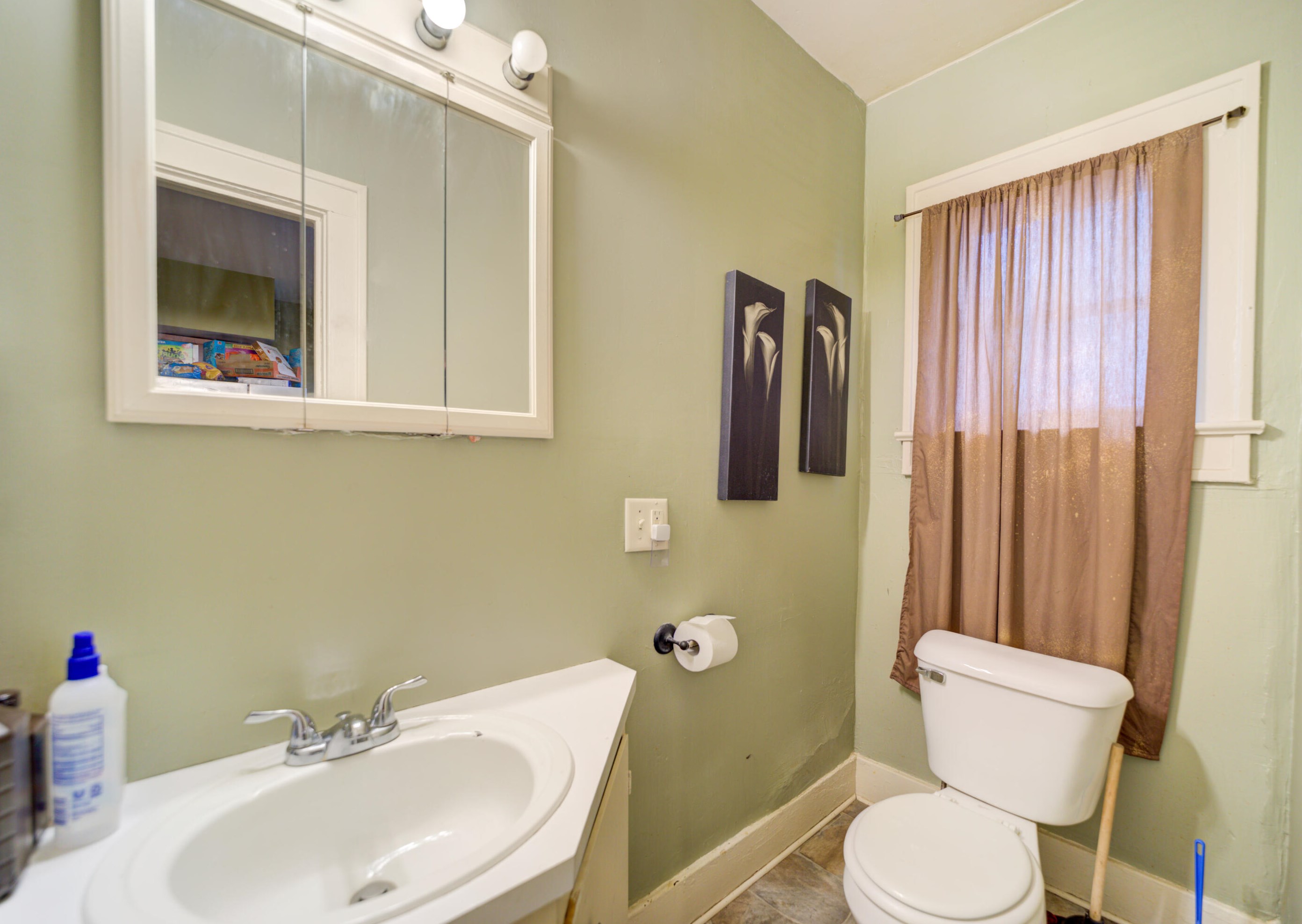 1059 Franklin St, Grand Rapids MI 49507-1462 exterior