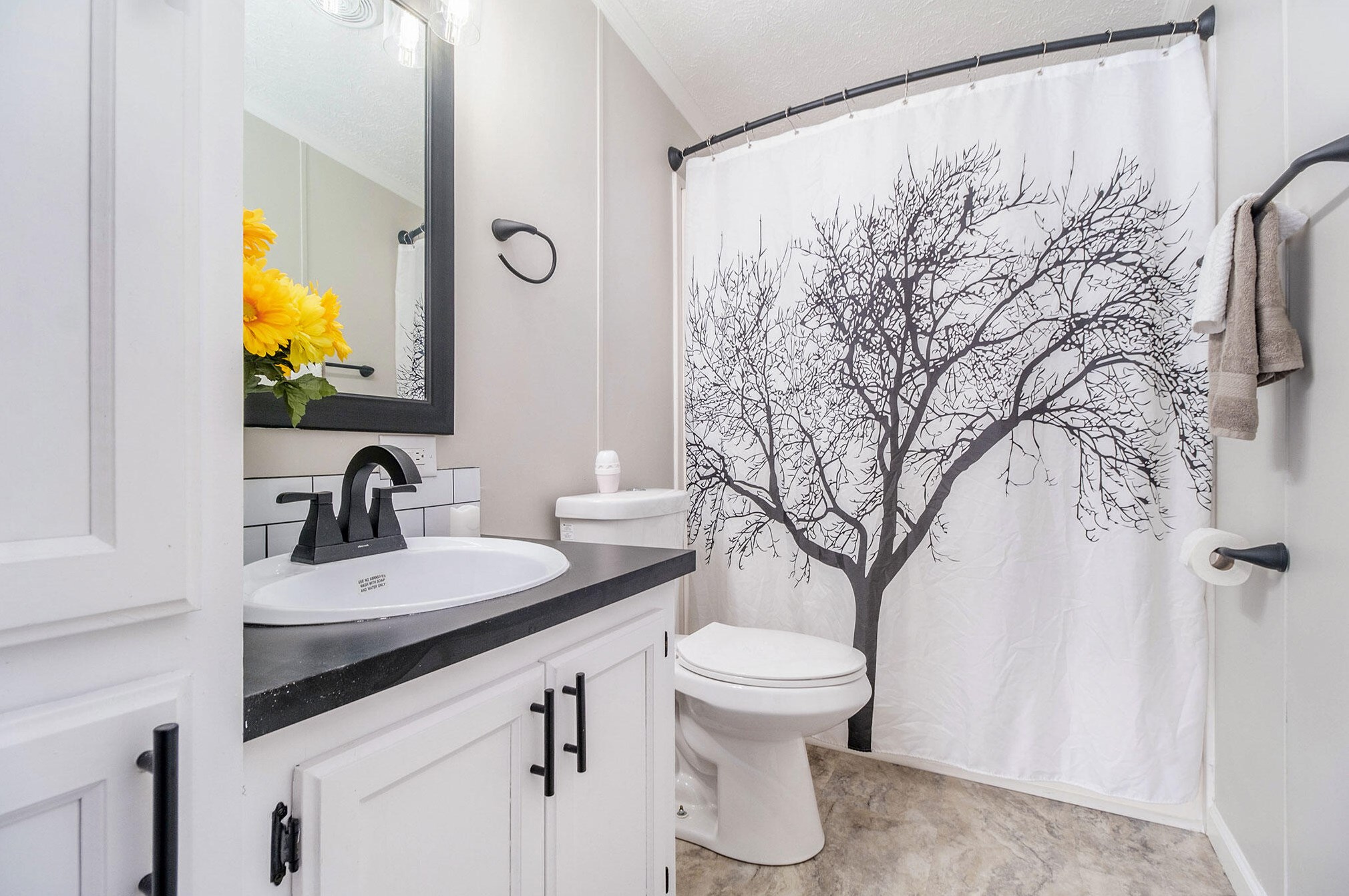 427 Tyler Rd, Wayland MI 49348-9161 exterior