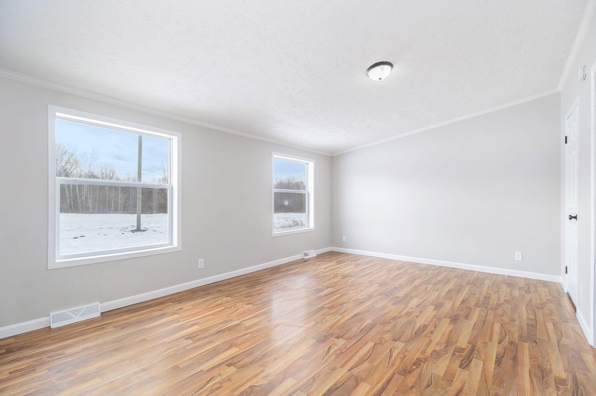 427 Tyler Rd, Wayland MI 49348-9161 exterior