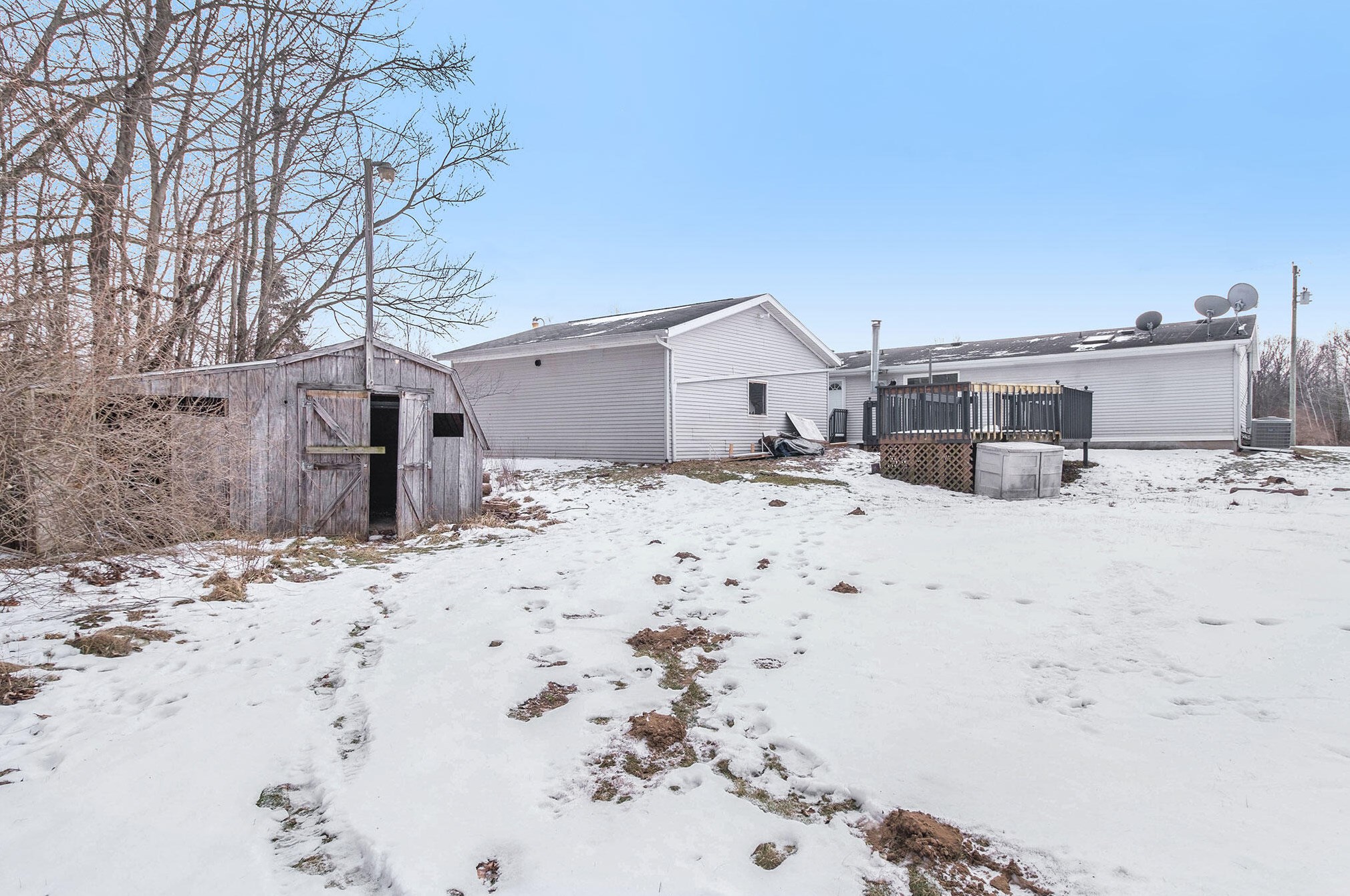 427 Tyler Rd, Wayland MI 49348-9161 exterior