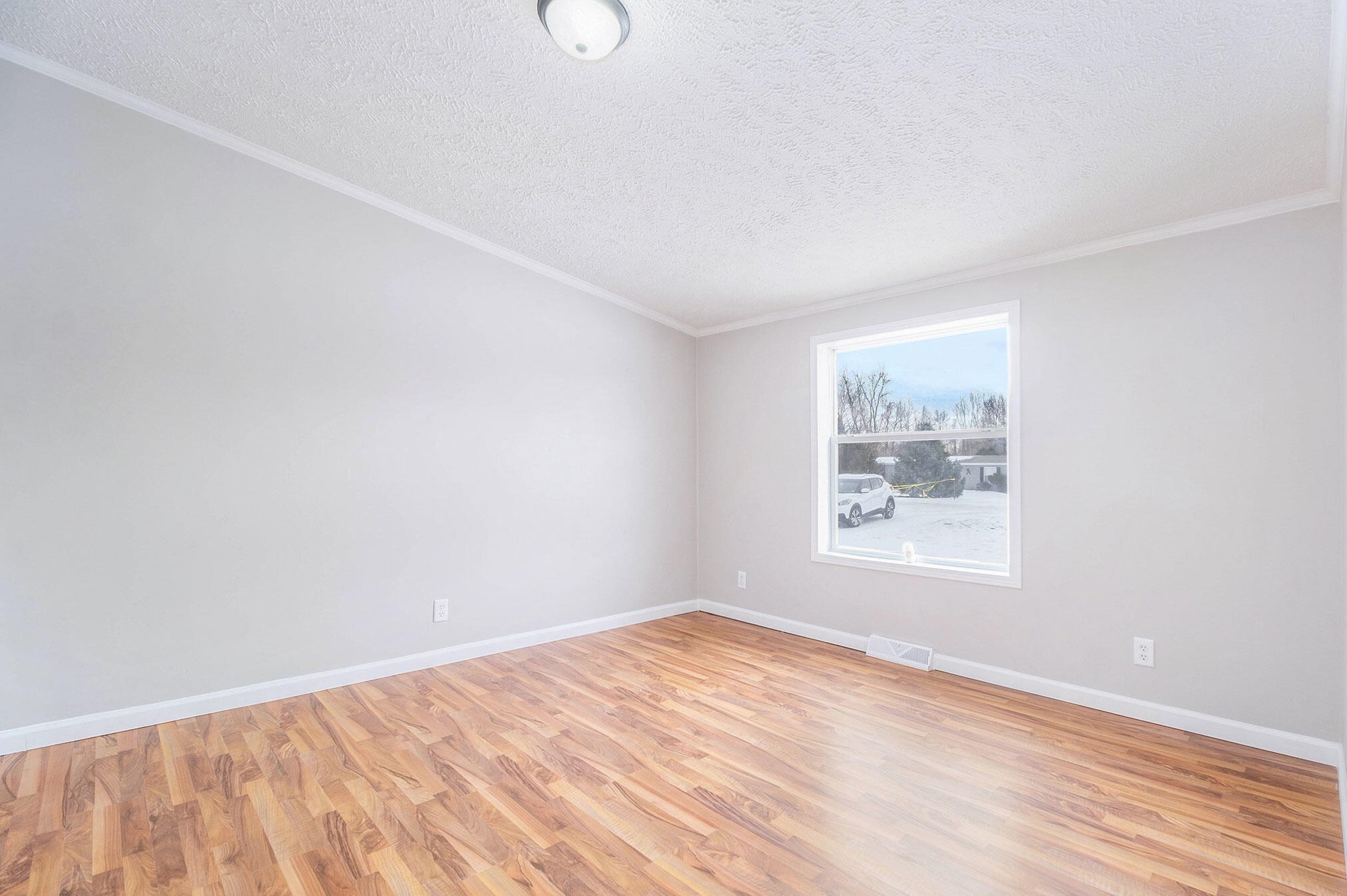 427 Tyler Rd, Wayland MI 49348-9161 exterior