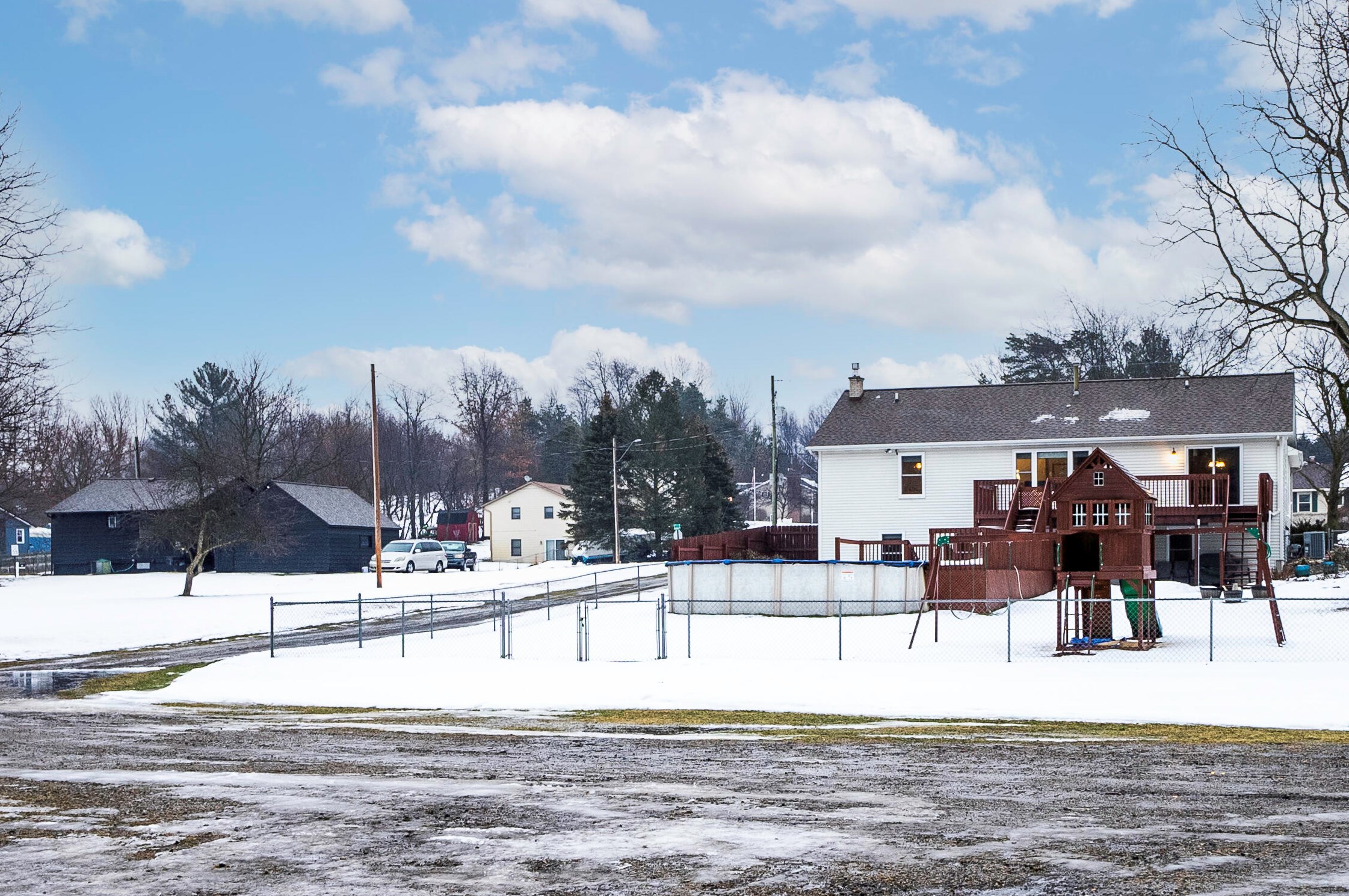 4340 17 St, Dorr MI 49323-9700 exterior