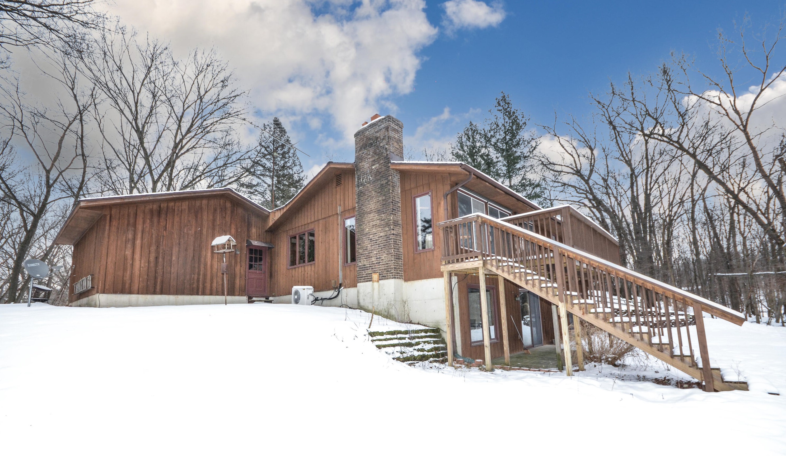 4126 Jackson Rd, Saranac MI 48881-9735 exterior