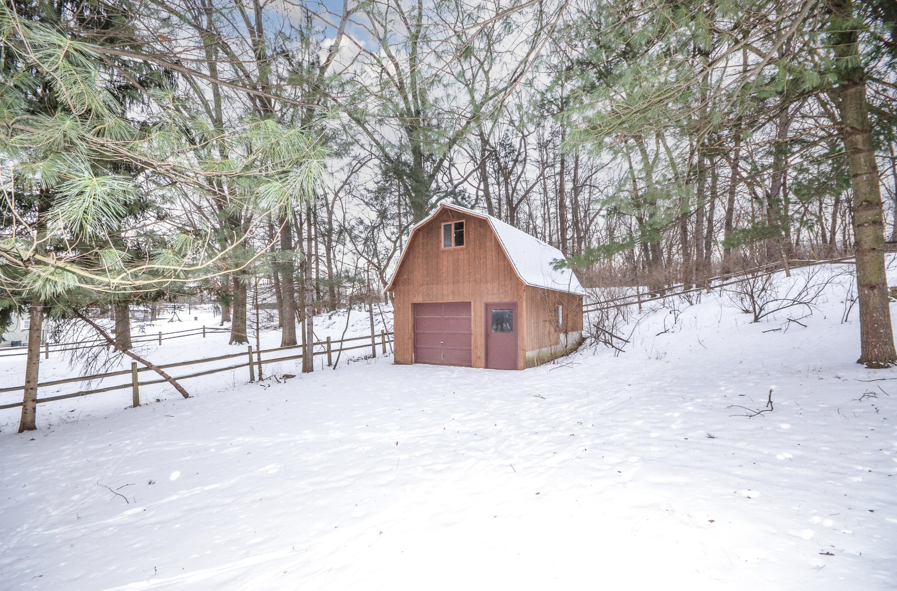 4126 Jackson Rd, Saranac MI 48881-9735 exterior