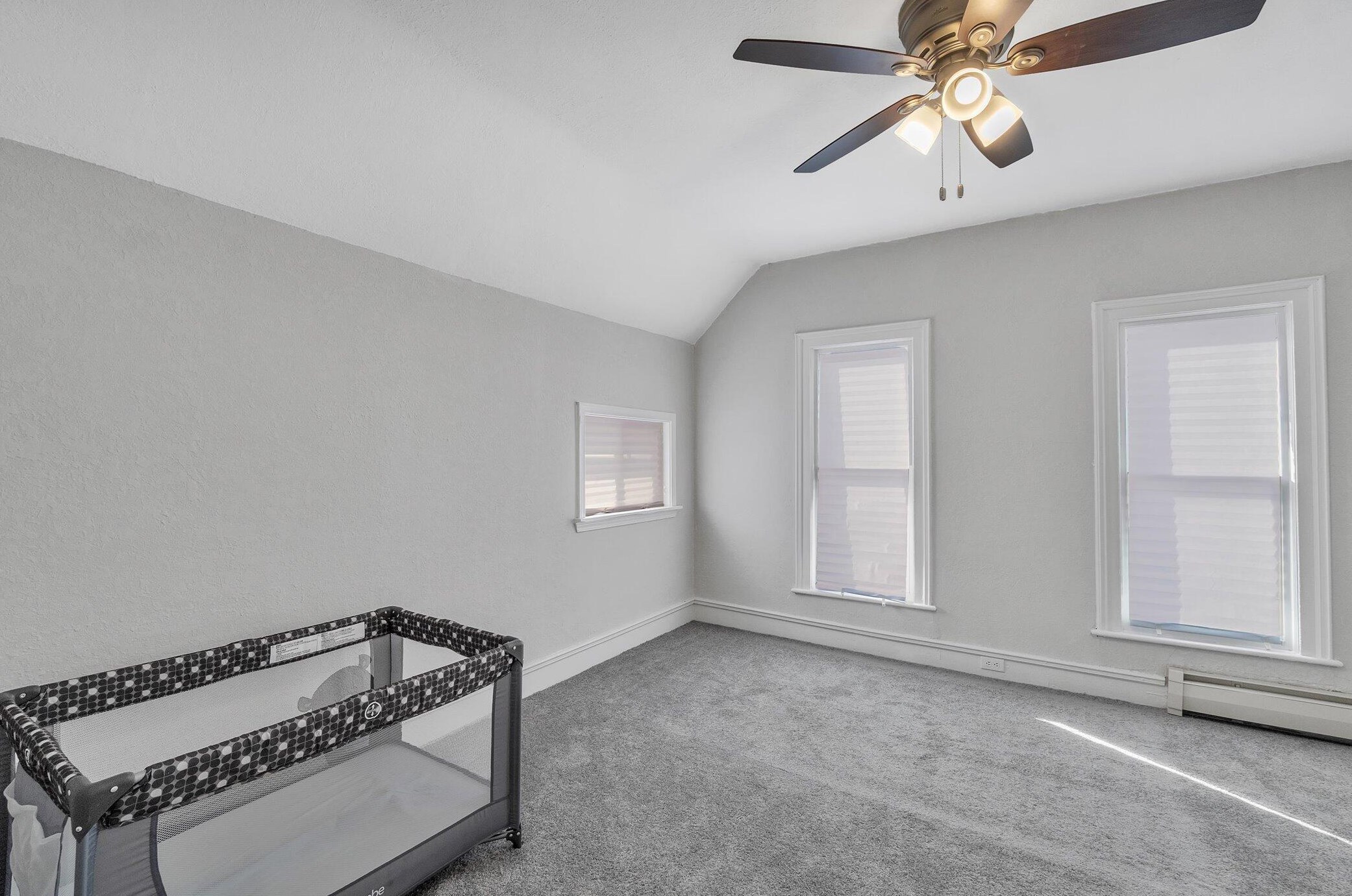 300 Douglas St, Jackson MI  49203-4128 exterior