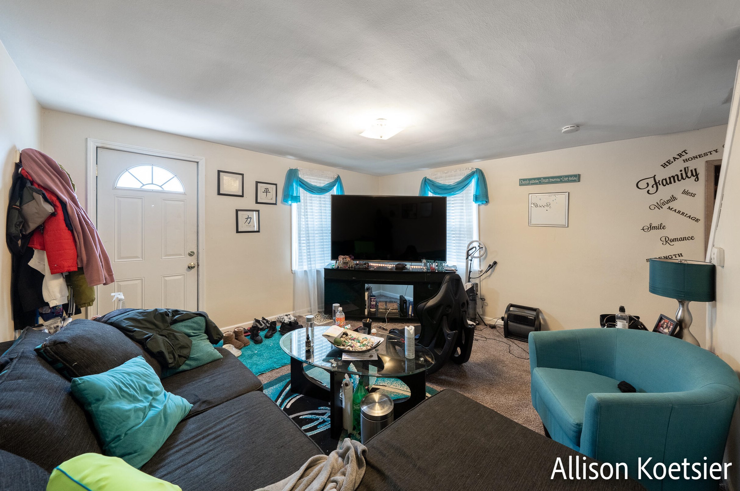 817 Veto St, Grand Rapids MI  49504-6356 exterior