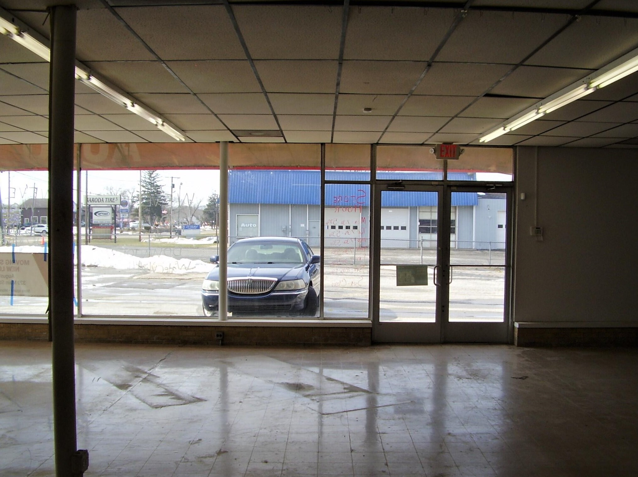 7053 Red Arrow Hwy, Coloma MI  49038-8721 exterior