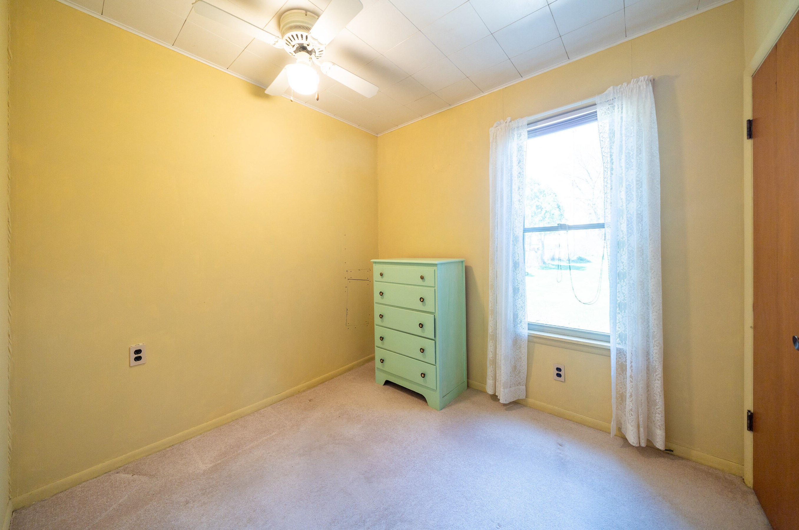 2795 Thornapple River Dr, Grand Rapids MI 49546-6844 exterior