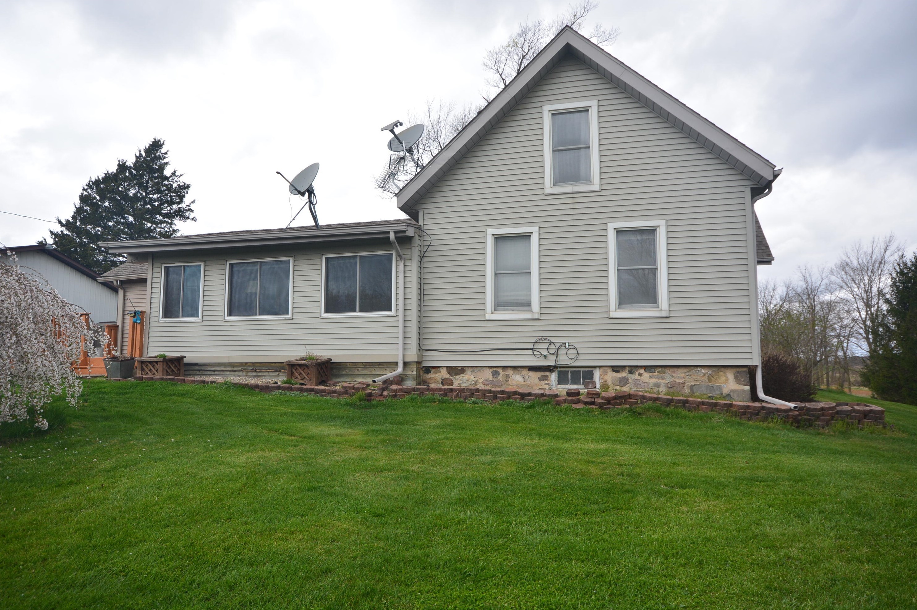 16588 44th St, Fulton MI  49052-9750 exterior