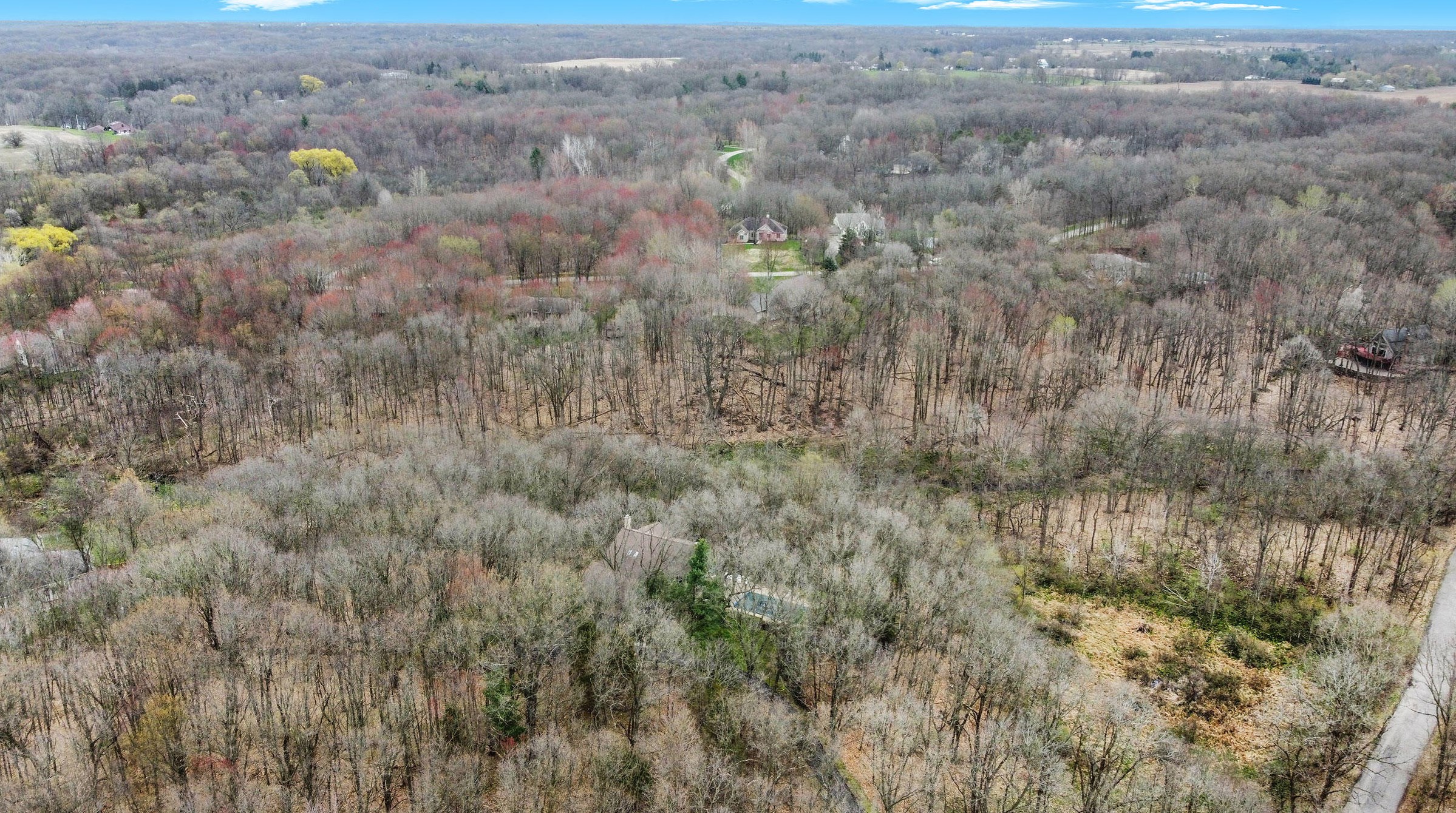 2850 Foxfire Ln, Ada MI 49301-9351 exterior