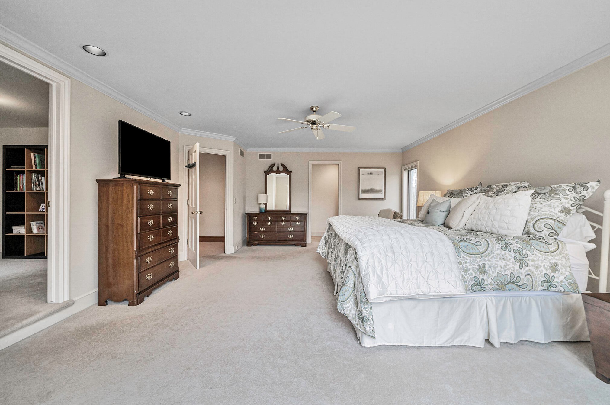 2850 Foxfire Ln, Ada MI 49301-9351 exterior