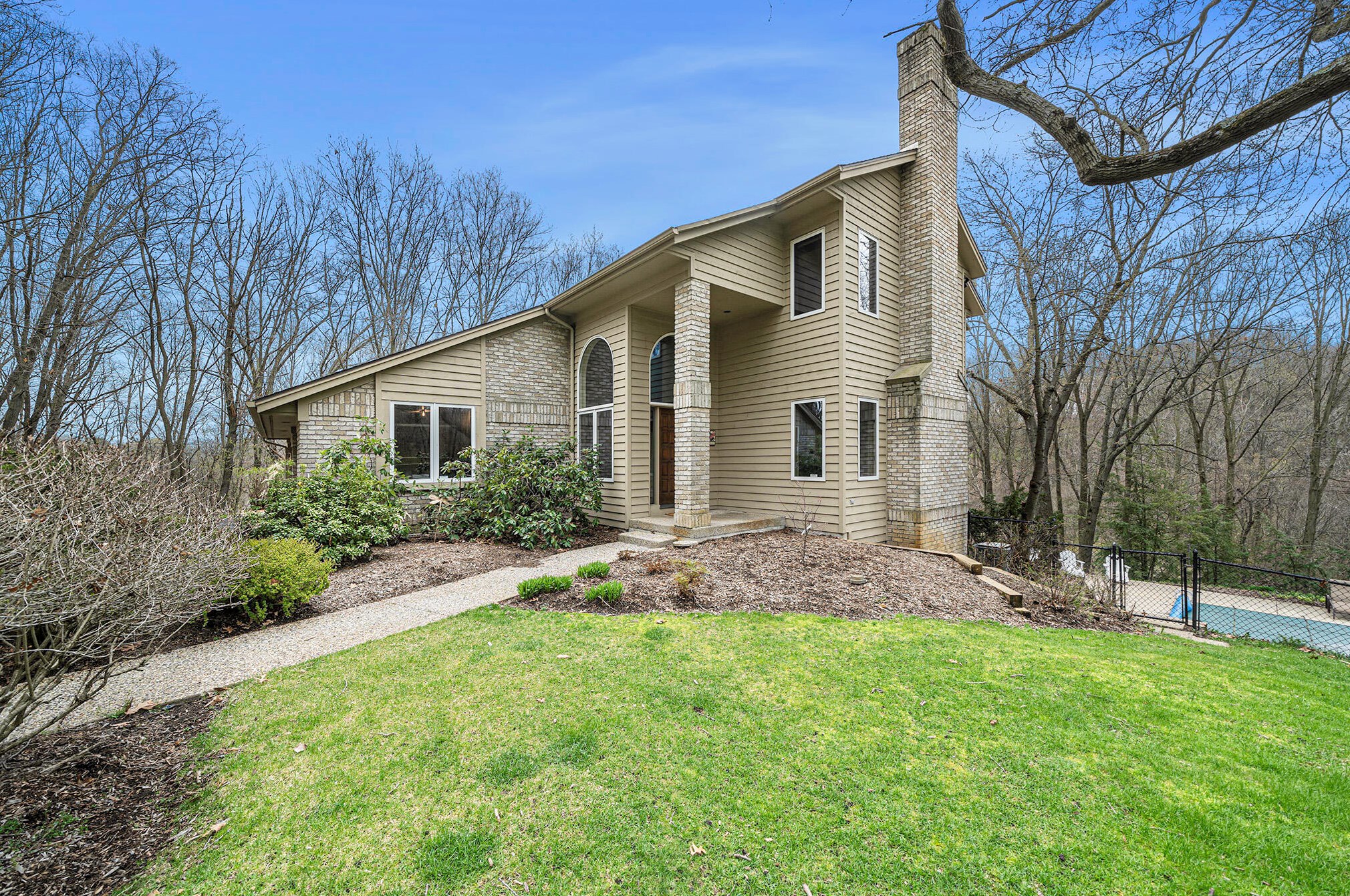 2850 Foxfire Ln, Ada MI 49301-9351 exterior