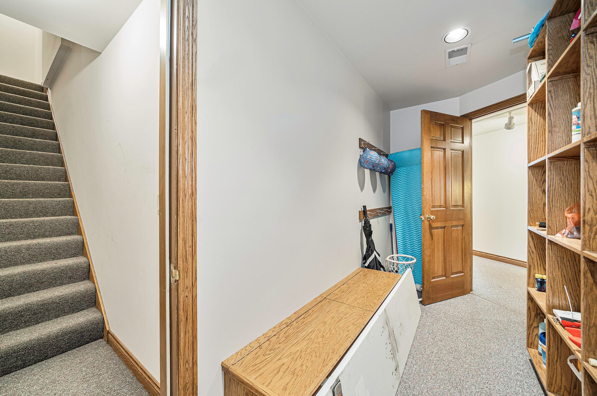 2850 Foxfire Ln, Ada MI 49301-9351 exterior