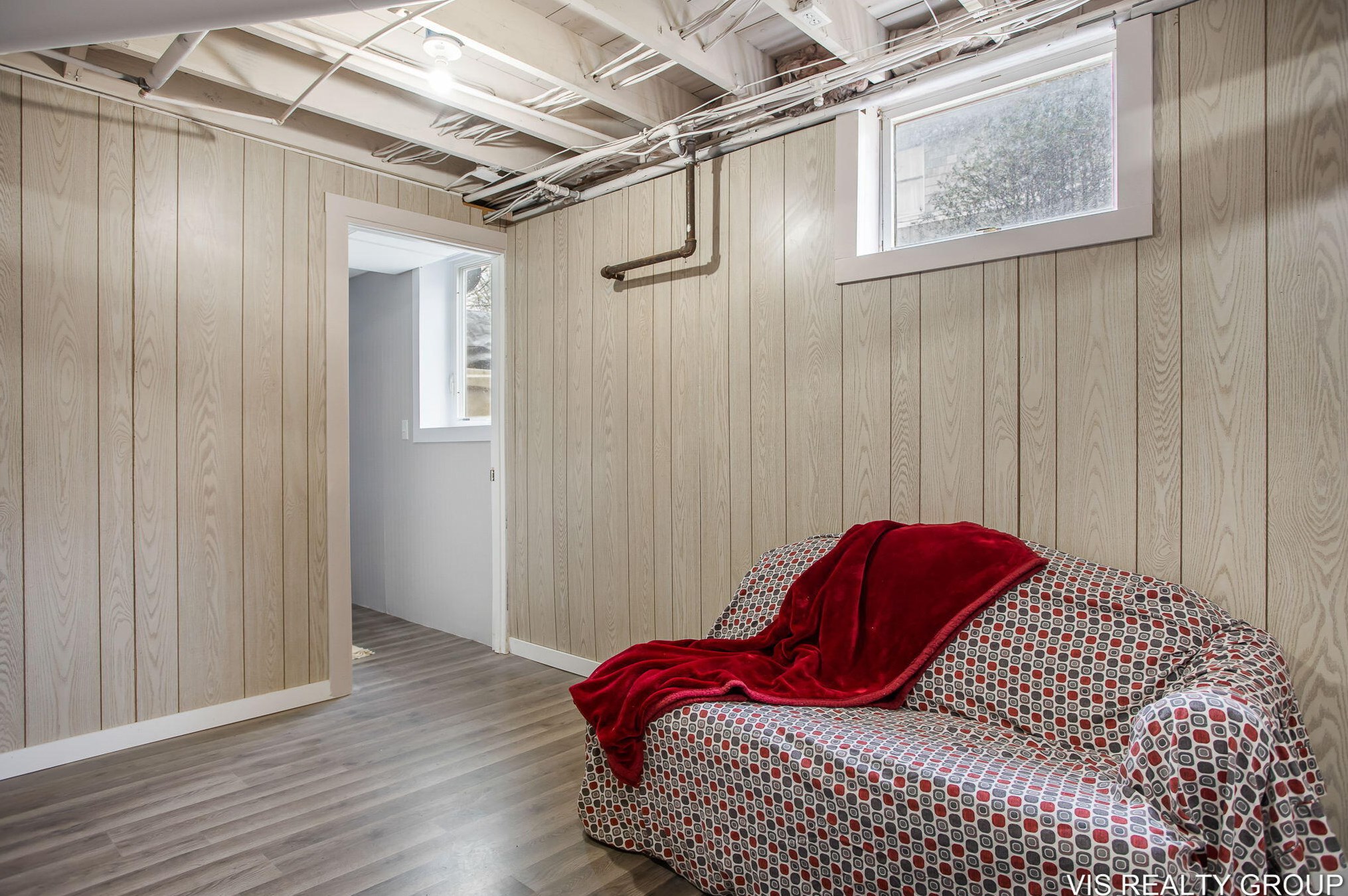 519 Riv St, Spring Lake MI 49456-2053 exterior