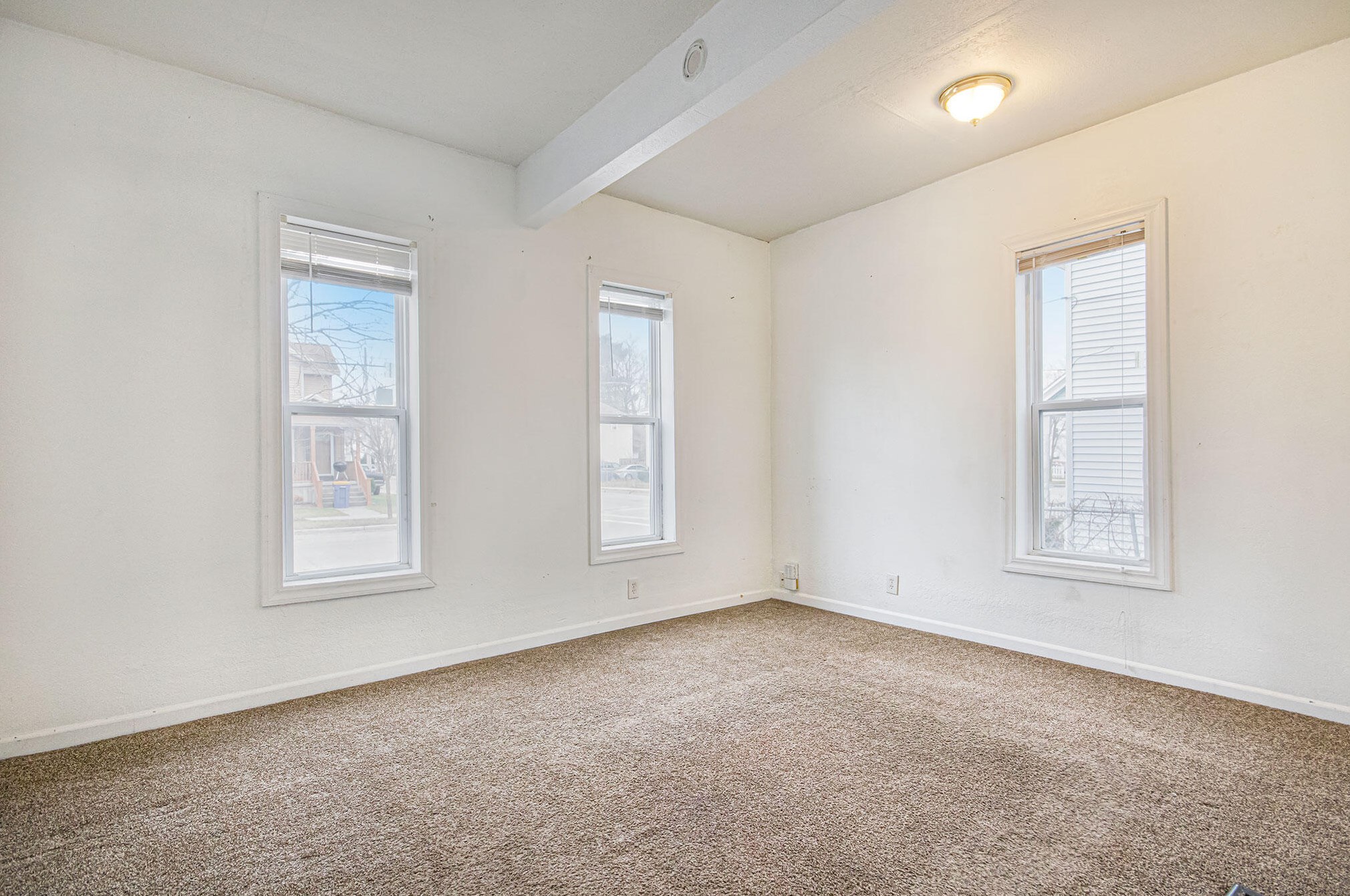 337 Highland St, Grand Rapids MI  49507-1155 exterior