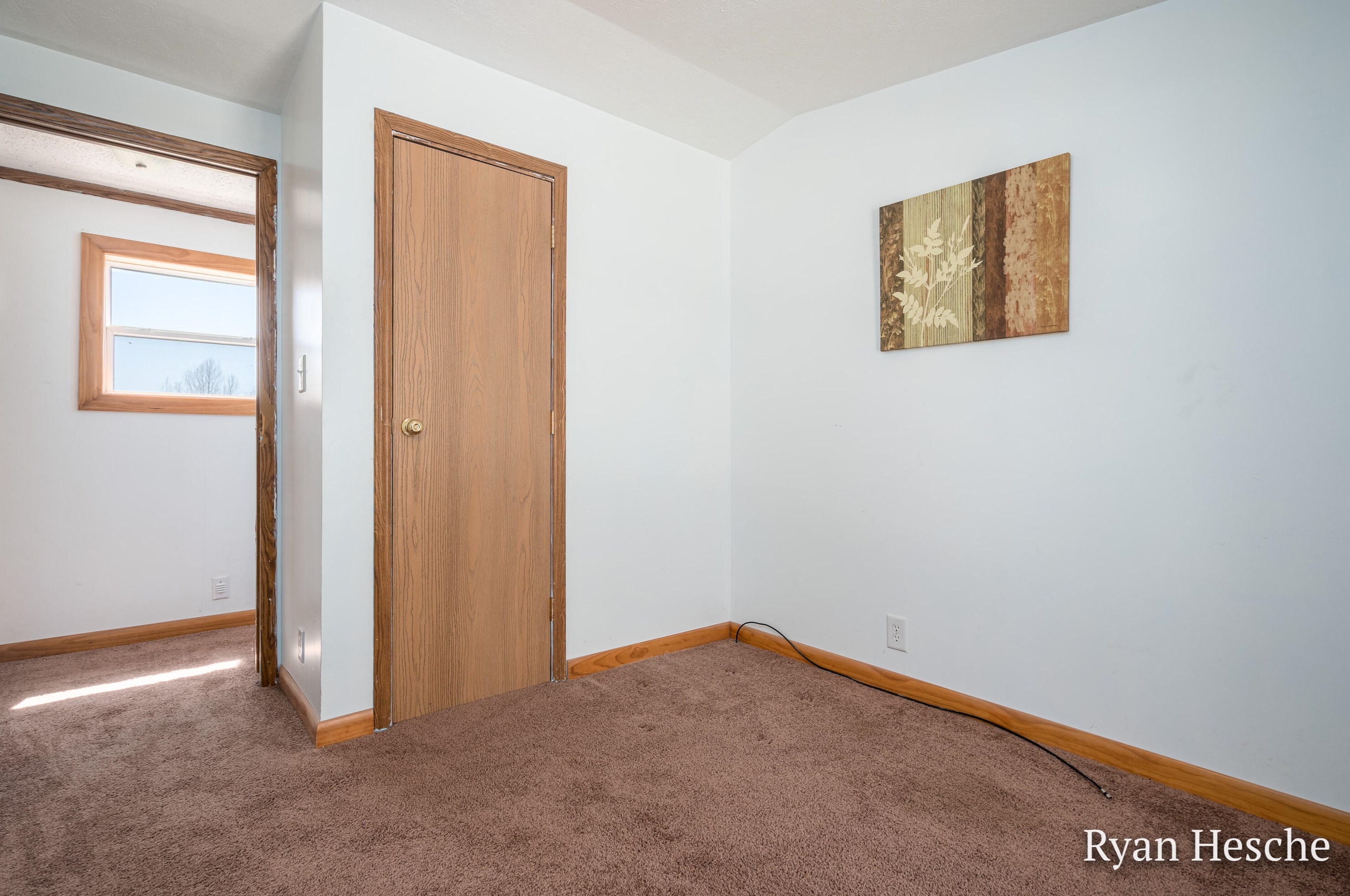 7963 Peck Lake Rd, Saranac MI 48881-8633 exterior