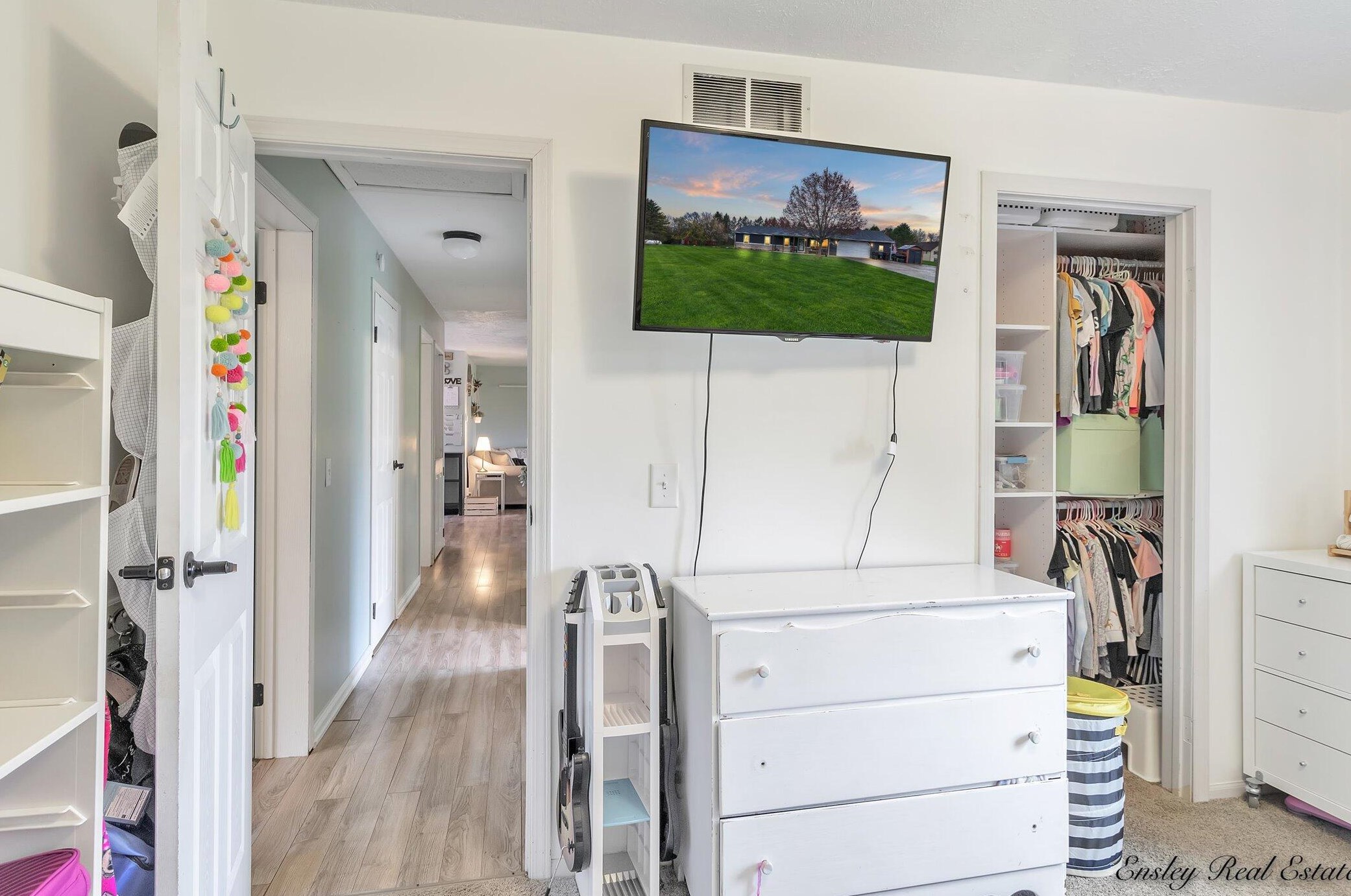 8899 Kraft Ave, Caledonia MI 49316-7682 exterior