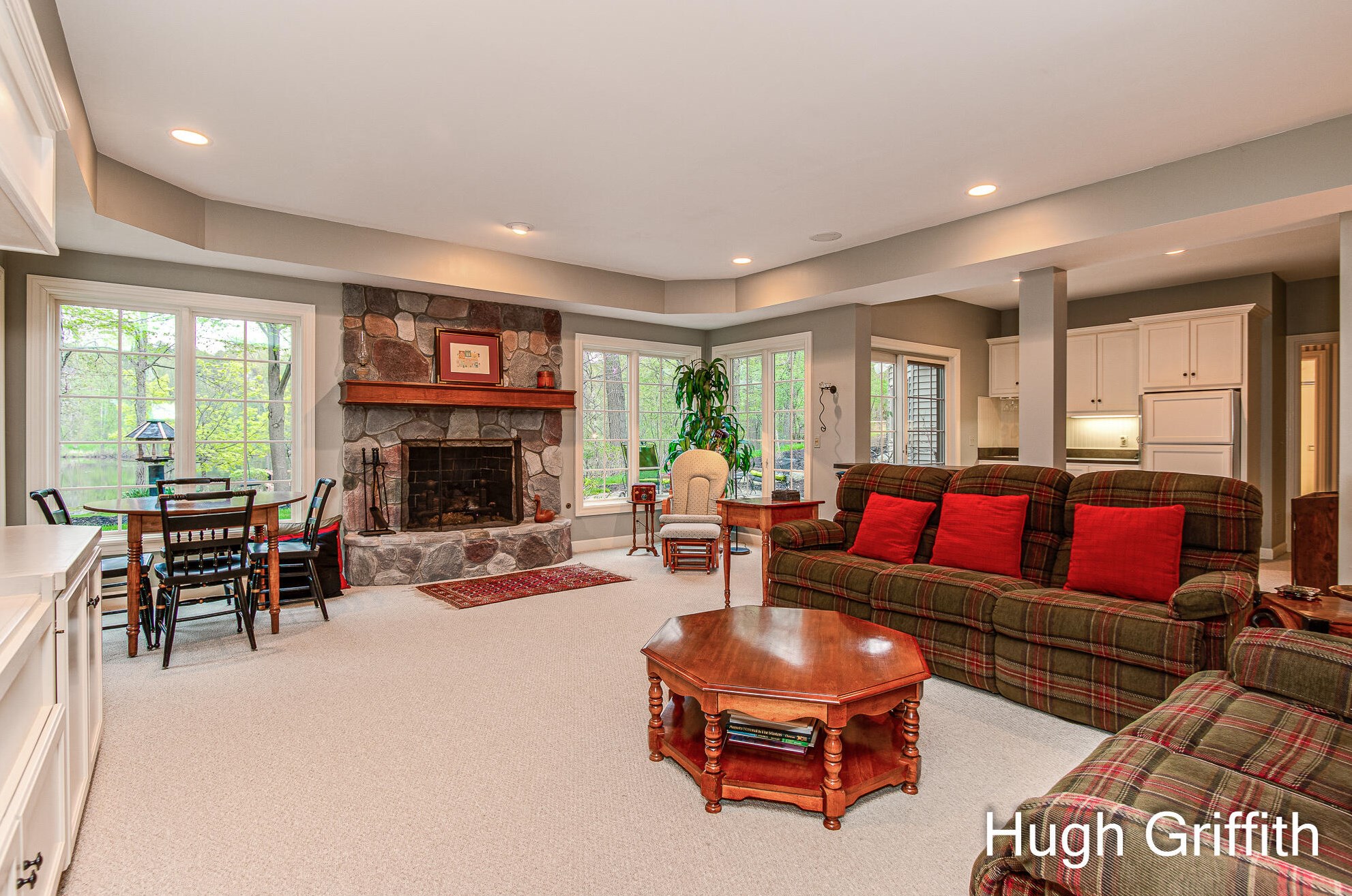 4844 Tall Pne Ct, Grand Rapids MI 49546-7917 exterior