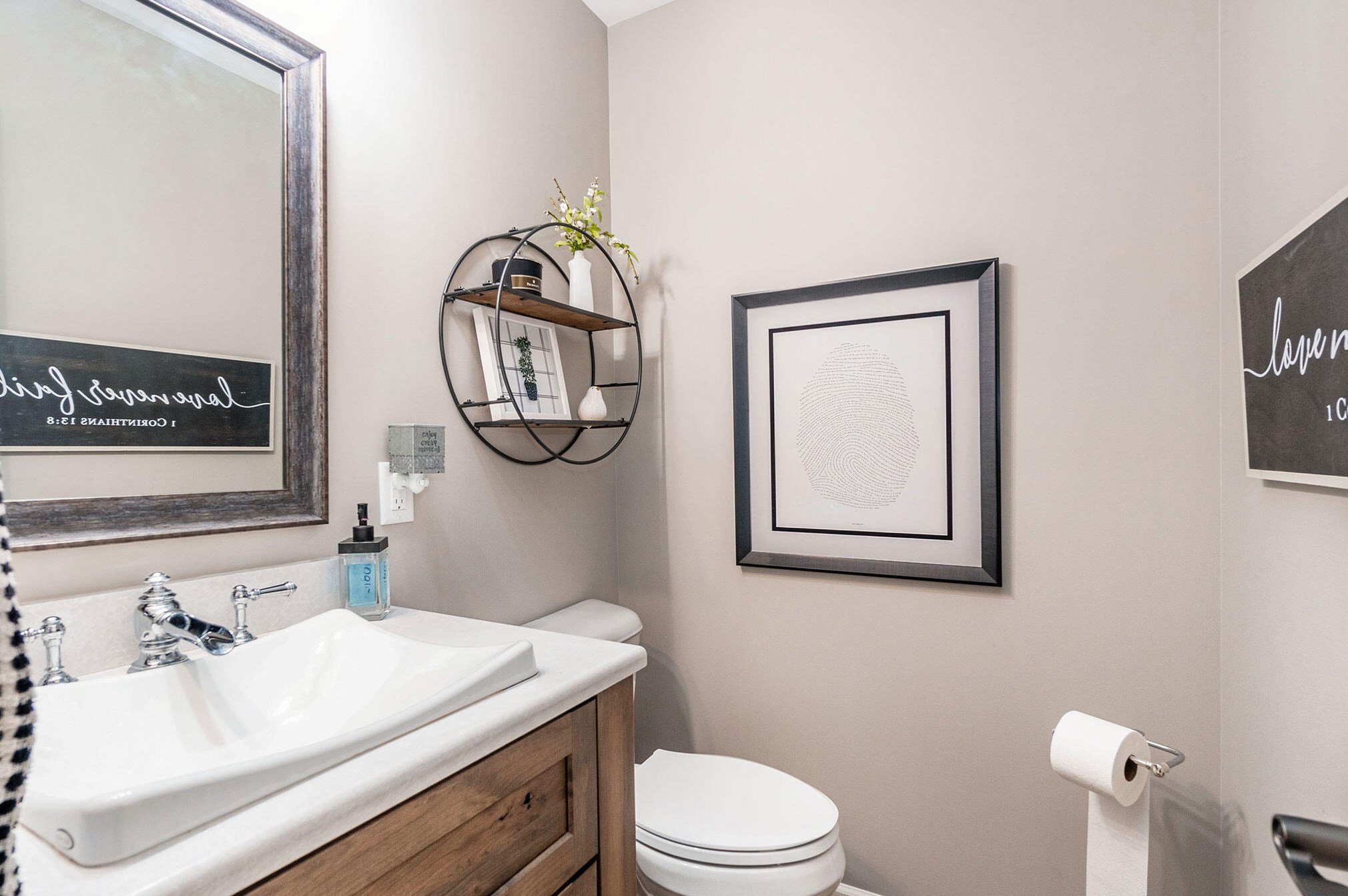 15229 Kelly St, Spring Lake MI 49456-1539 exterior