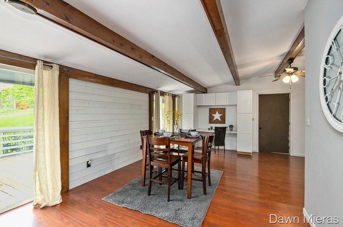 5147 Coit Ave, Grand Rapids MI 49525-1121 exterior