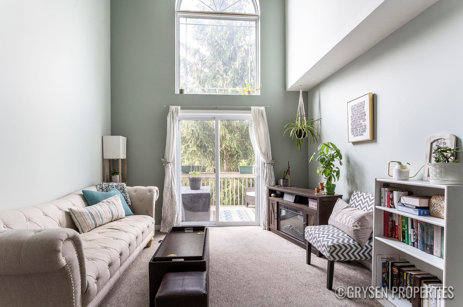 1238 Mesa Junction Dr, Byron Township MI 49315-8073 exterior