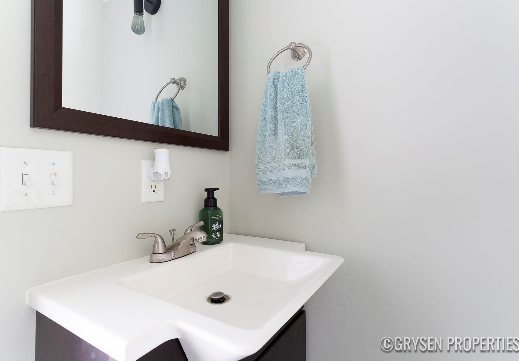 1238 Mesa Junction Dr, Byron Township MI 49315-8073 exterior