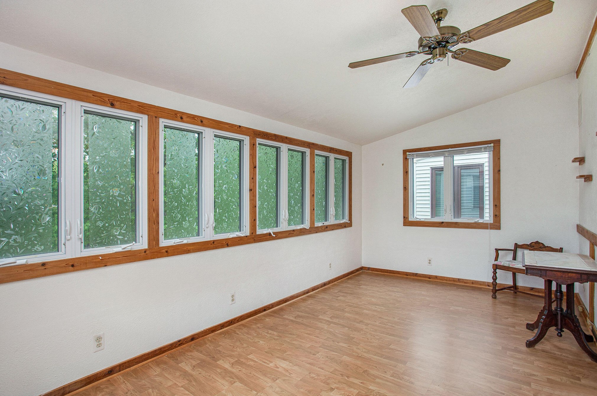 1164 Amberwood Dr, Byron Township MI exterior