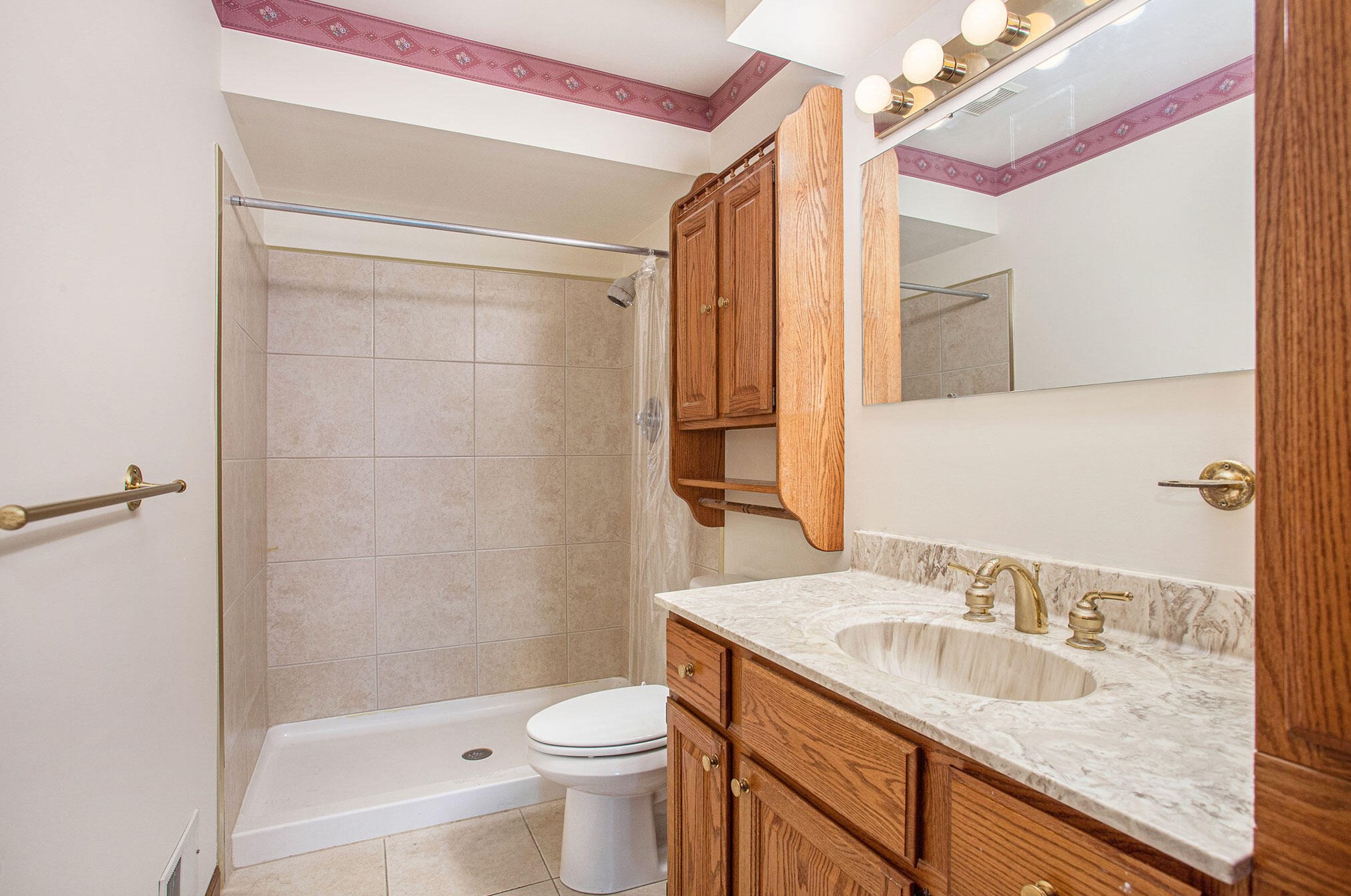 1164 Amberwood Dr, Byron Township MI exterior