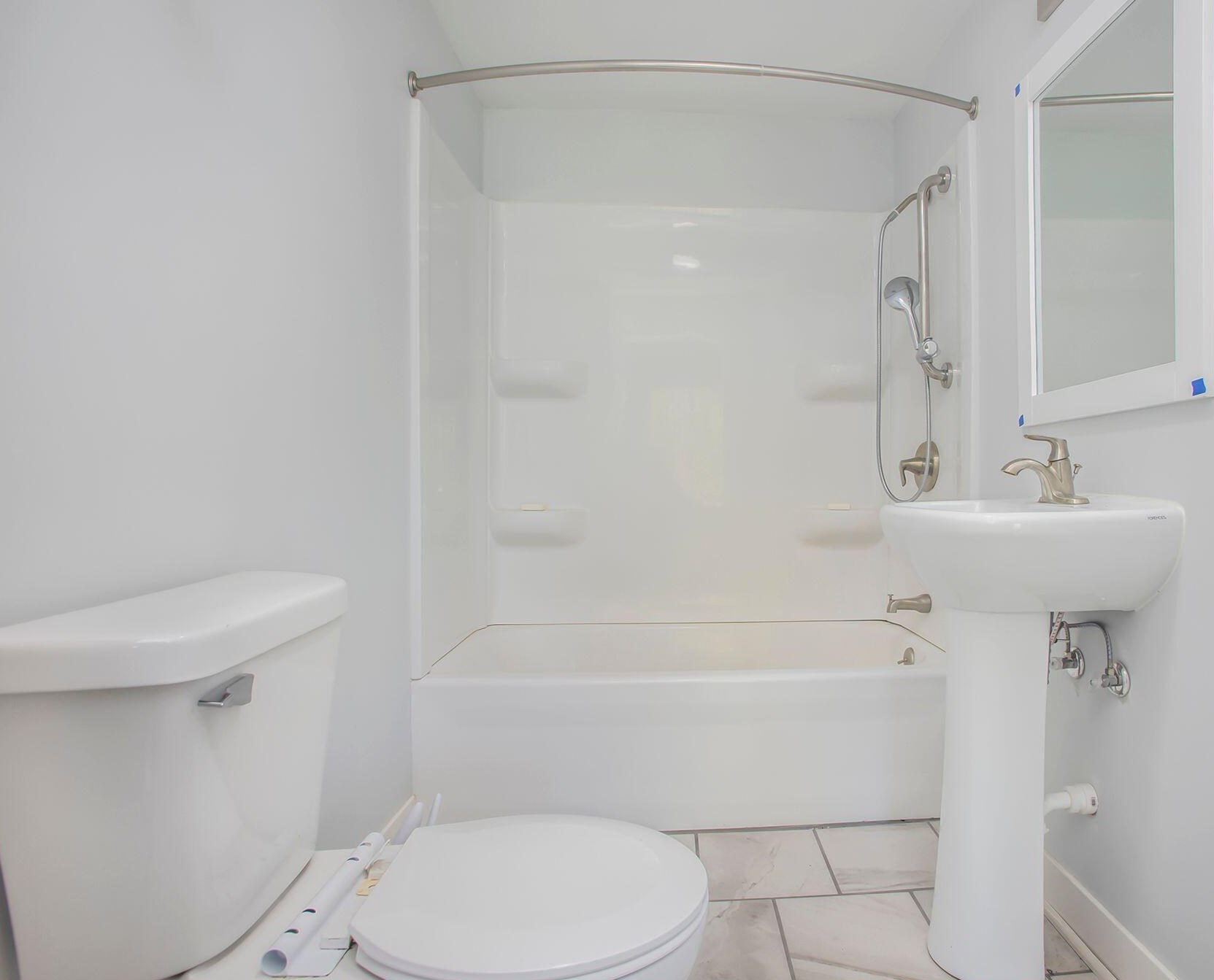 37129 Bay Ave, Paw Paw MI  49079-9310 exterior