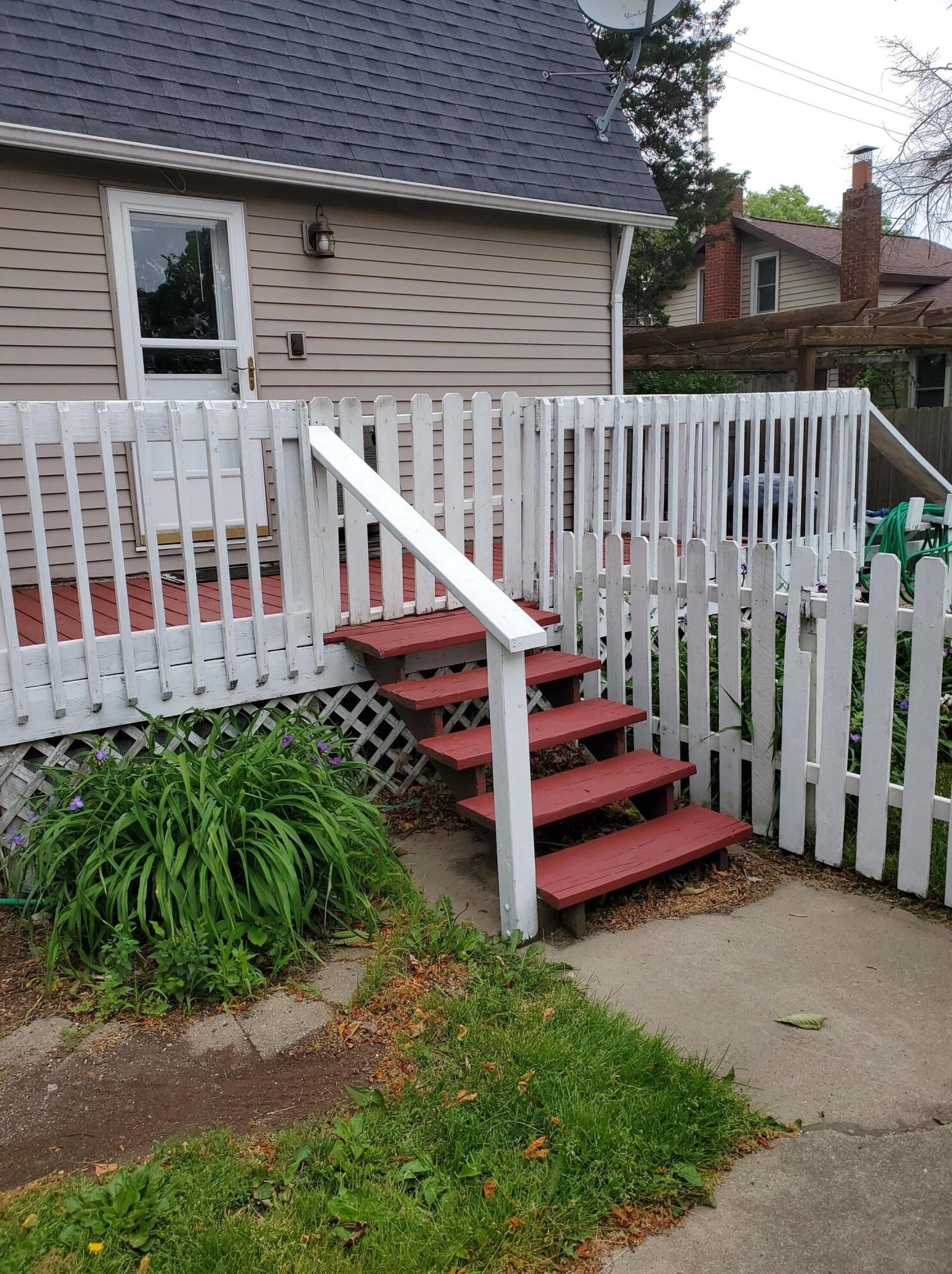 205 Main St, Spring Arbor MI  49283-9673 exterior