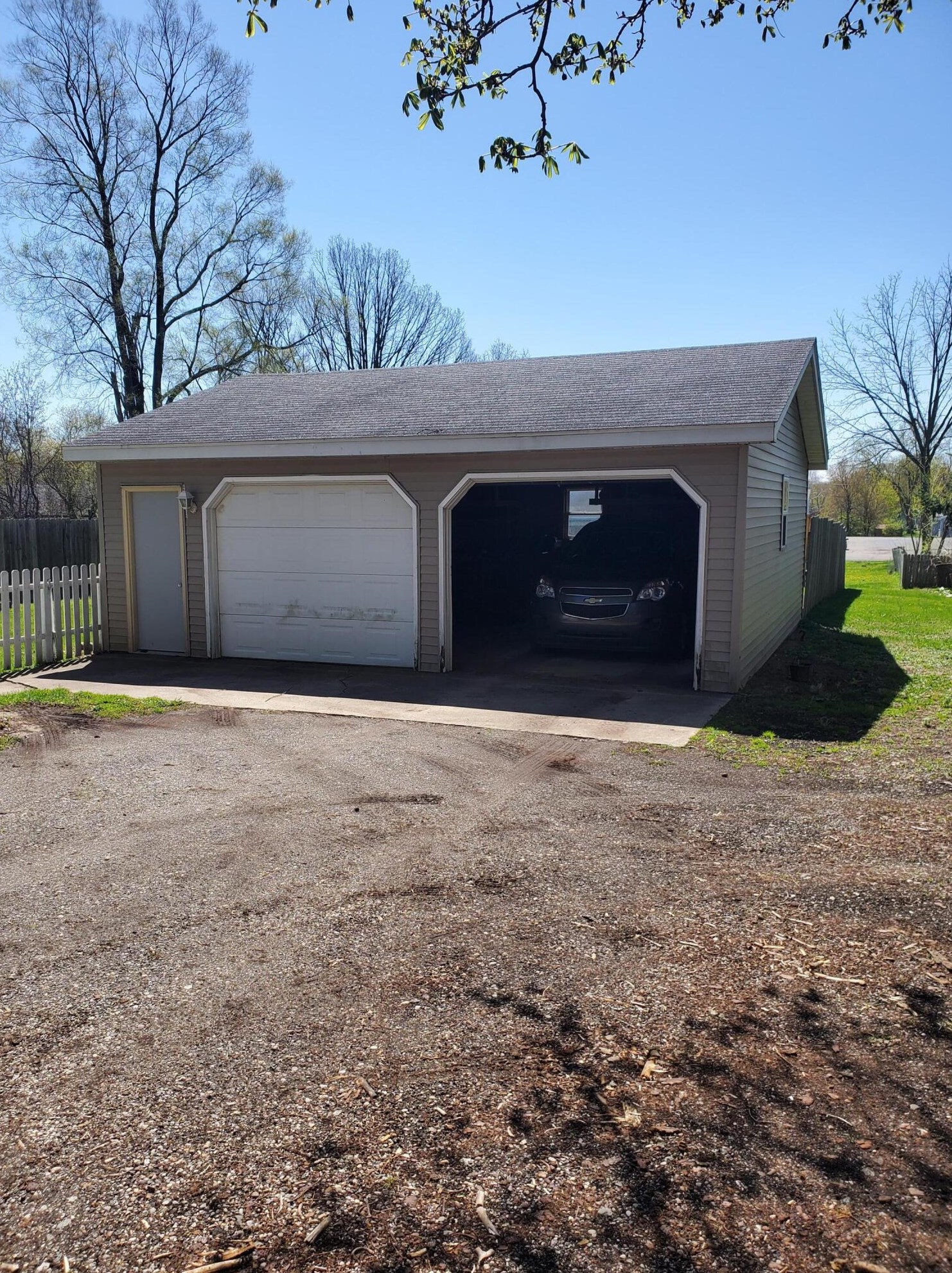 205 Main St, Spring Arbor MI  49283-9673 exterior