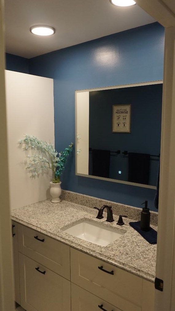 54183 30 St, Paw Paw MI 49079-9422 exterior