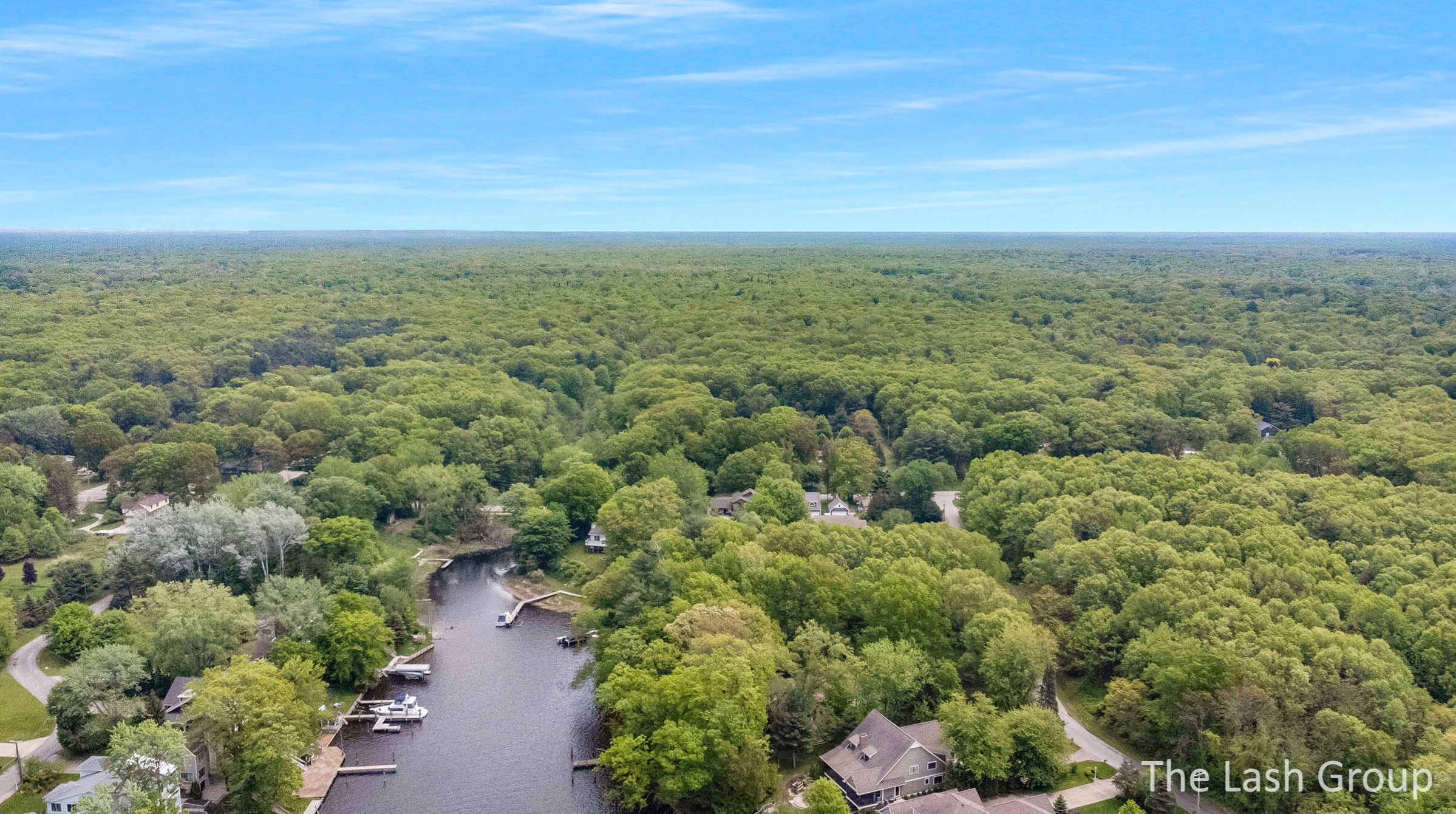 18522 Fruitport Rd, Spring Lake MI 49456-1157 exterior