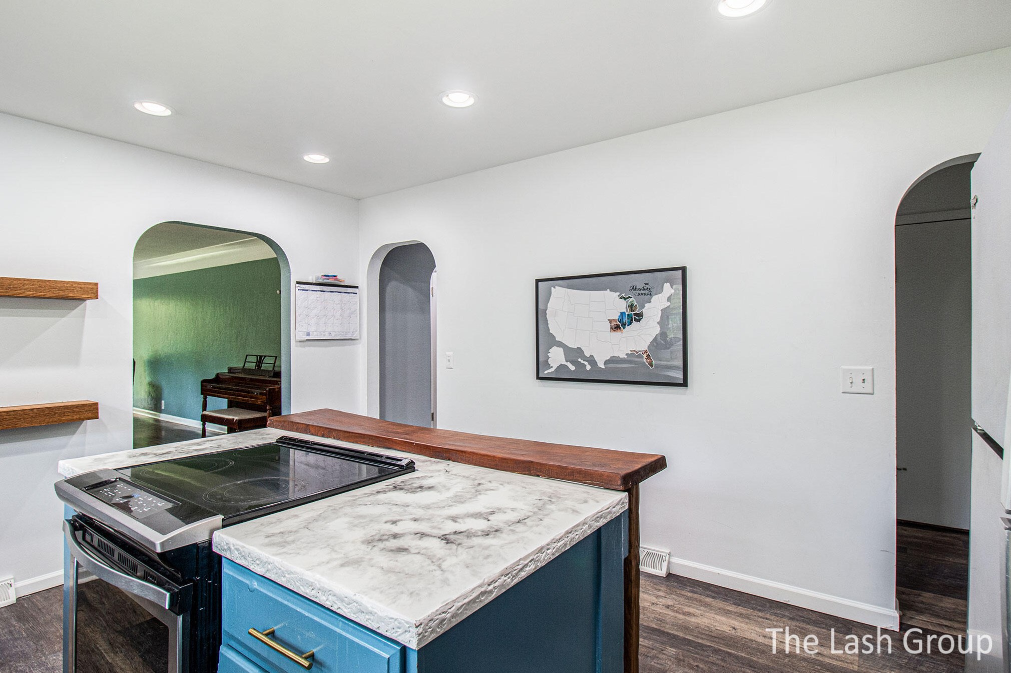 18522 Fruitport Rd, Spring Lake MI 49456-1157 exterior