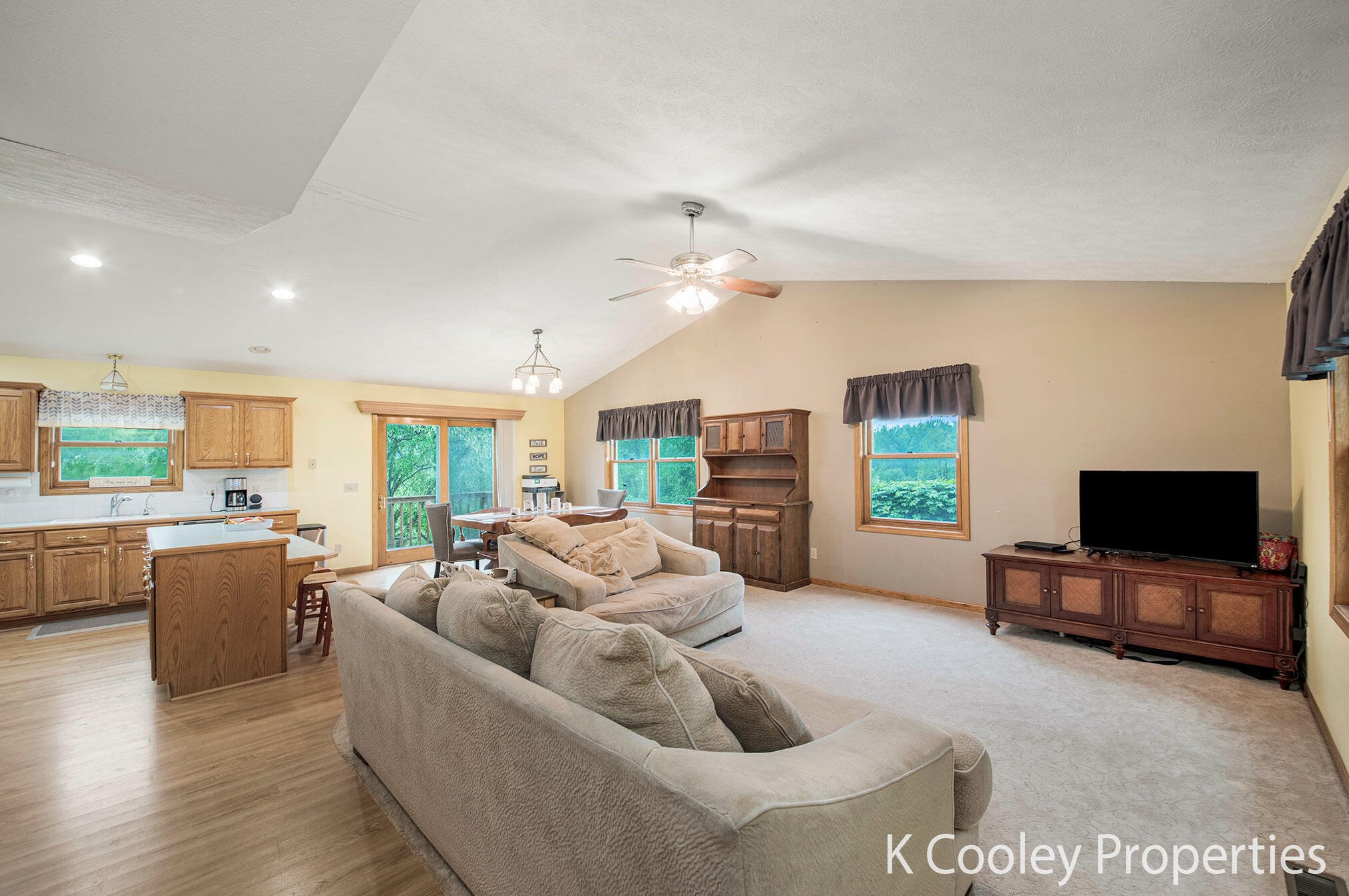 6931 Jackson Rd, Saranac MI 48881-8774 exterior