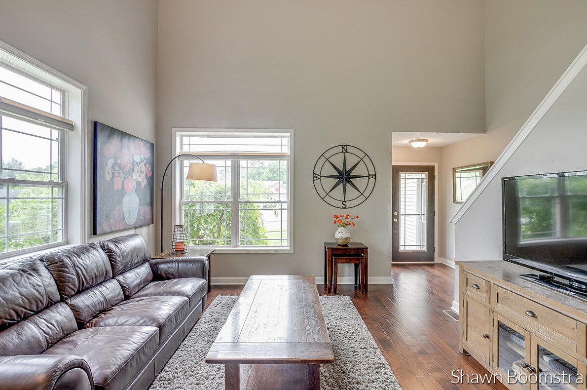 4016 Ronalds Rd, Dorr MI 49323-9071 exterior