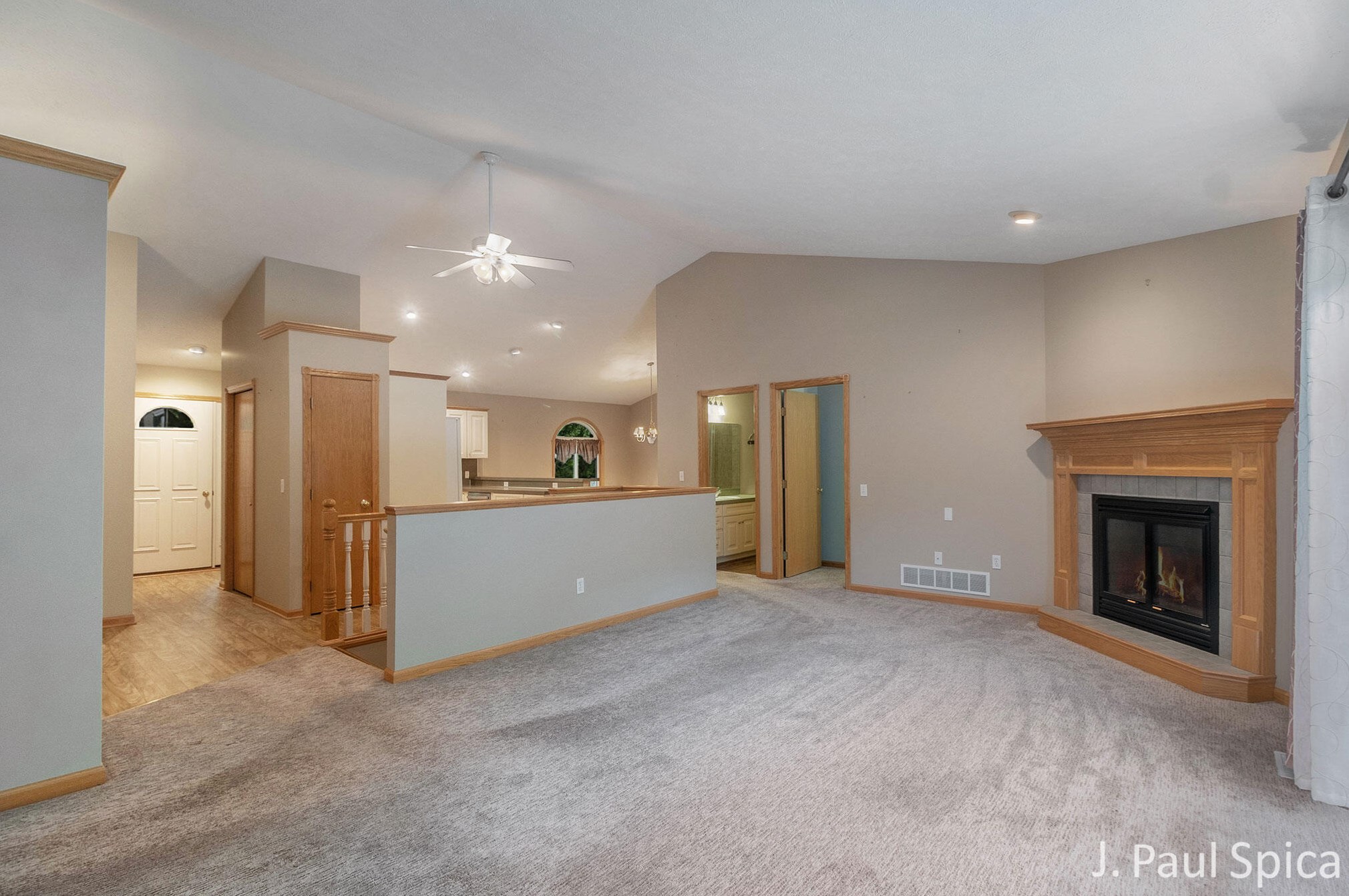 2037 Winding Oak Dr, Dorr MI 49323-9342 exterior