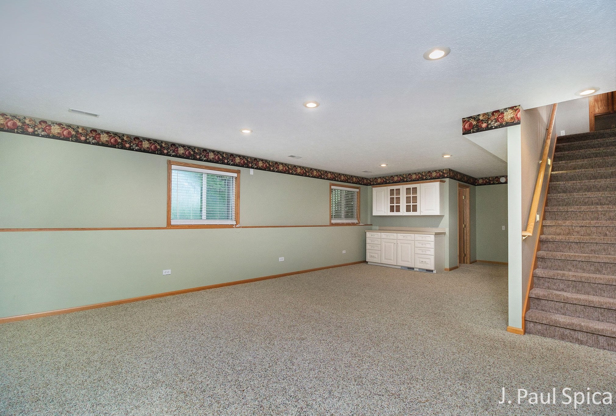 2037 Winding Oak Dr, Dorr MI 49323-9342 exterior