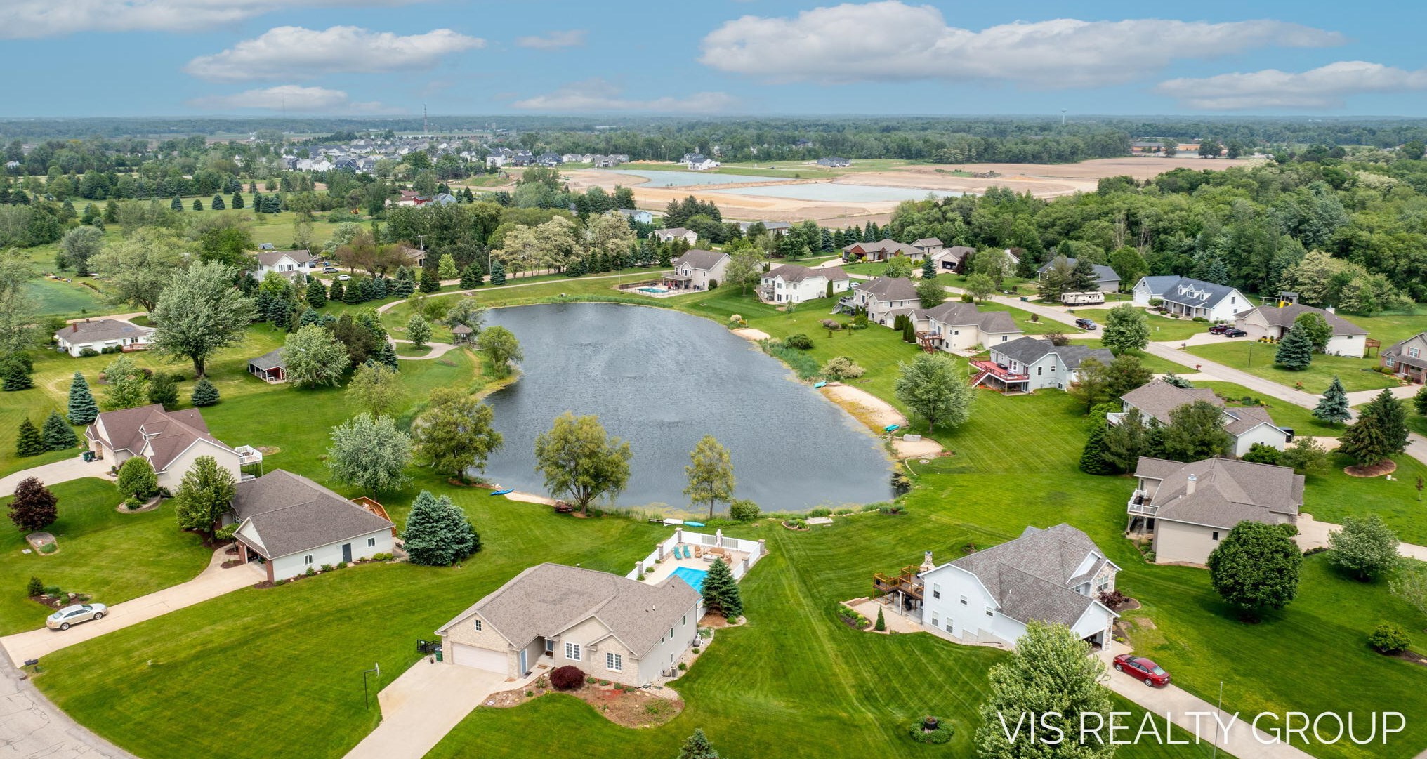 10249 Jane Dr, Allendale MI 49401-8082 exterior