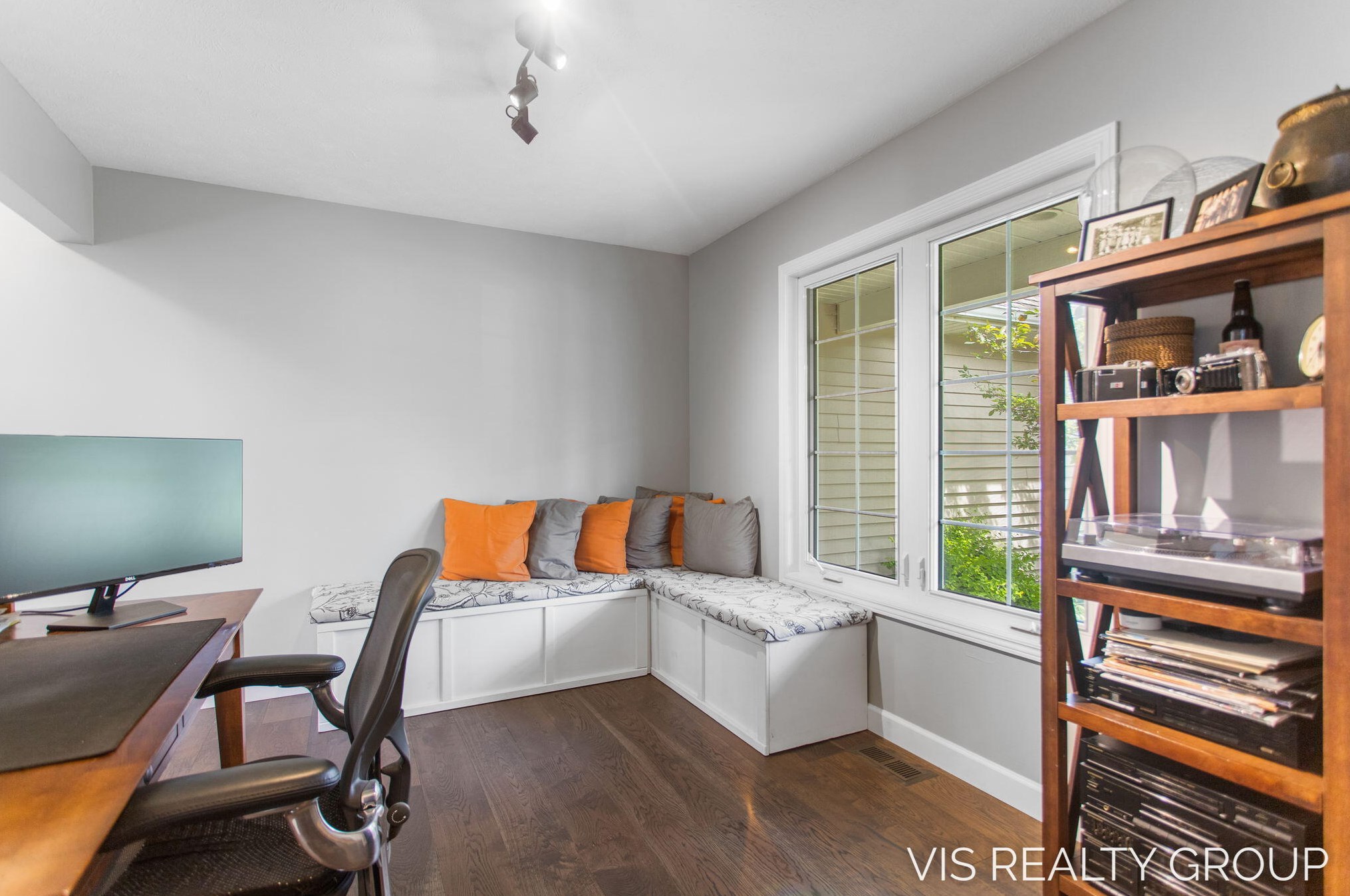 10249 Jane Dr, Allendale MI 49401-8082 exterior