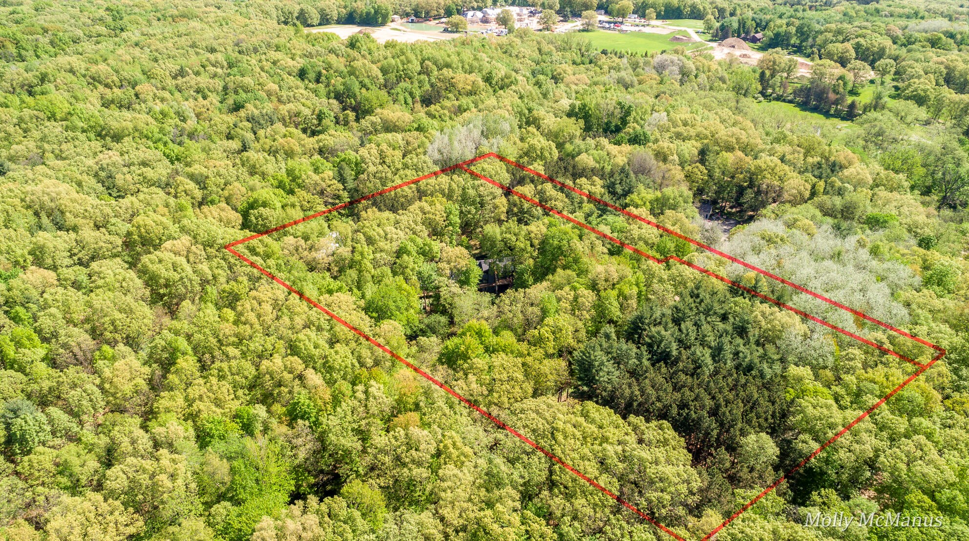 7563 Leonard St, Ada MI 49301-9527 exterior