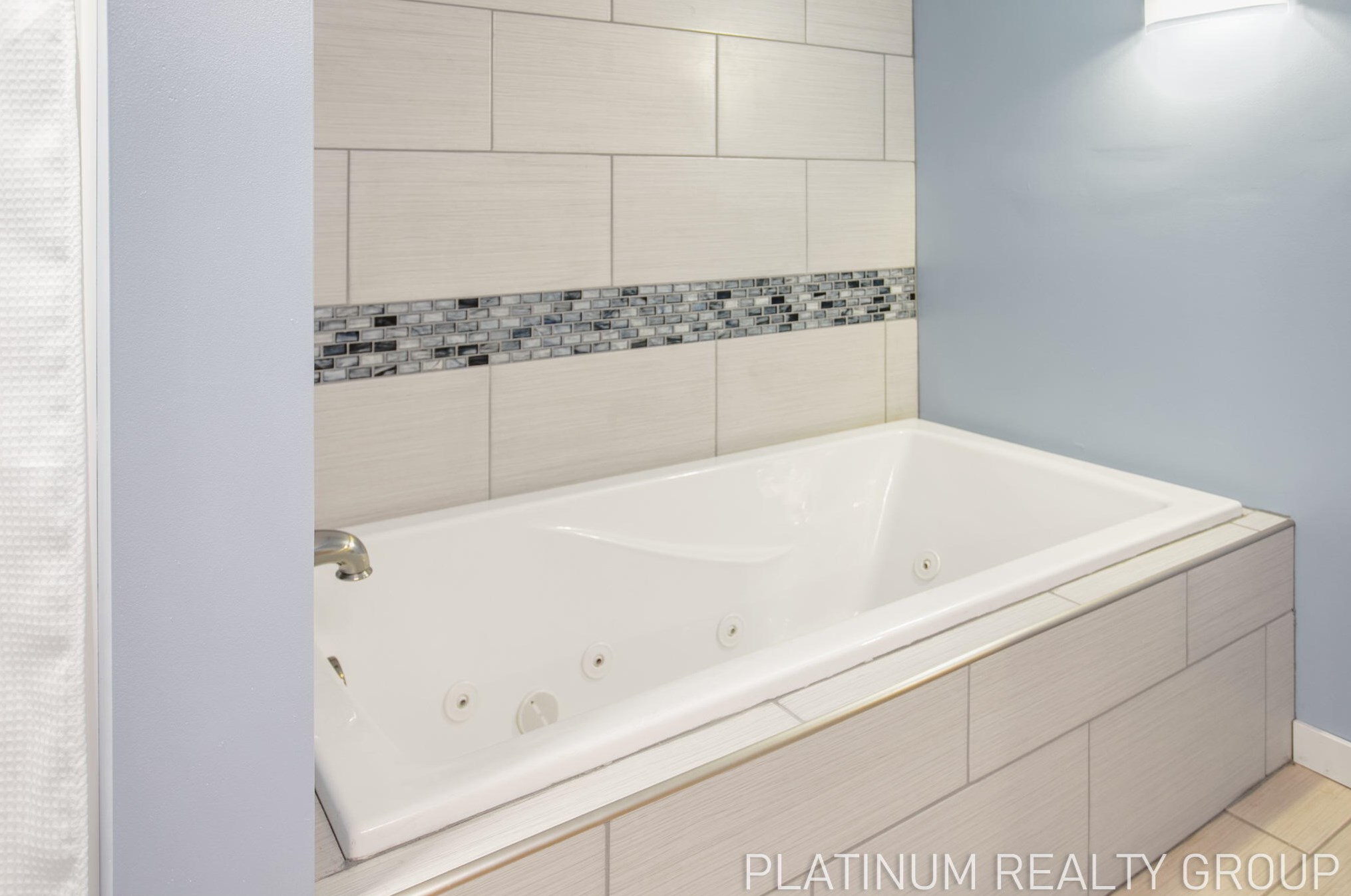 17575 Reitsma Ln, Spring Lake MI 49456-9516 exterior