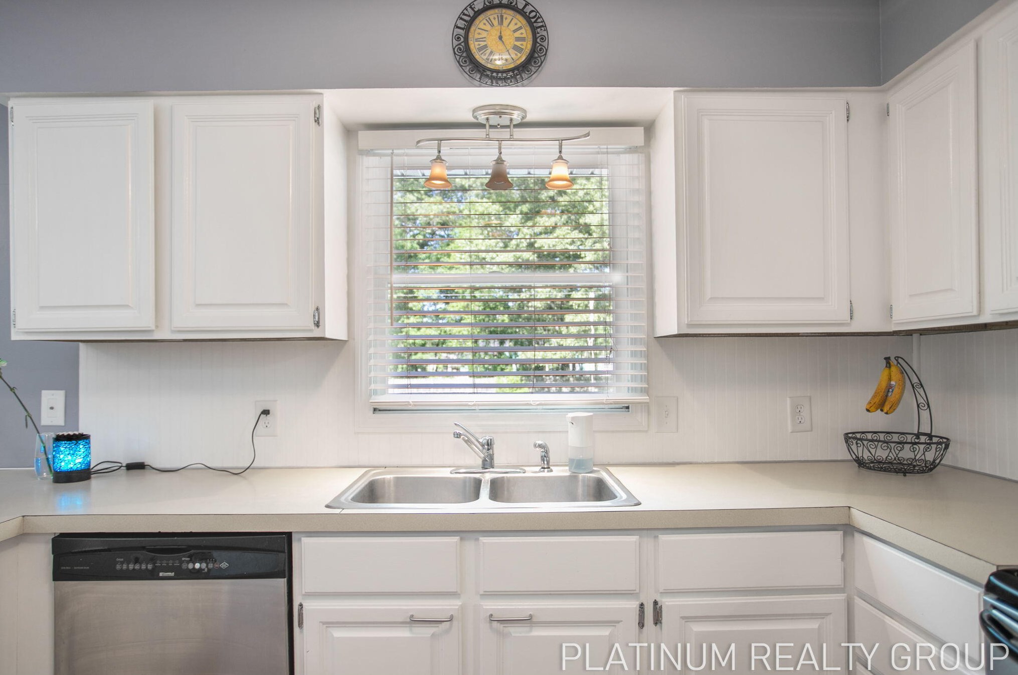 17575 Reitsma Ln, Spring Lake MI 49456-9516 exterior