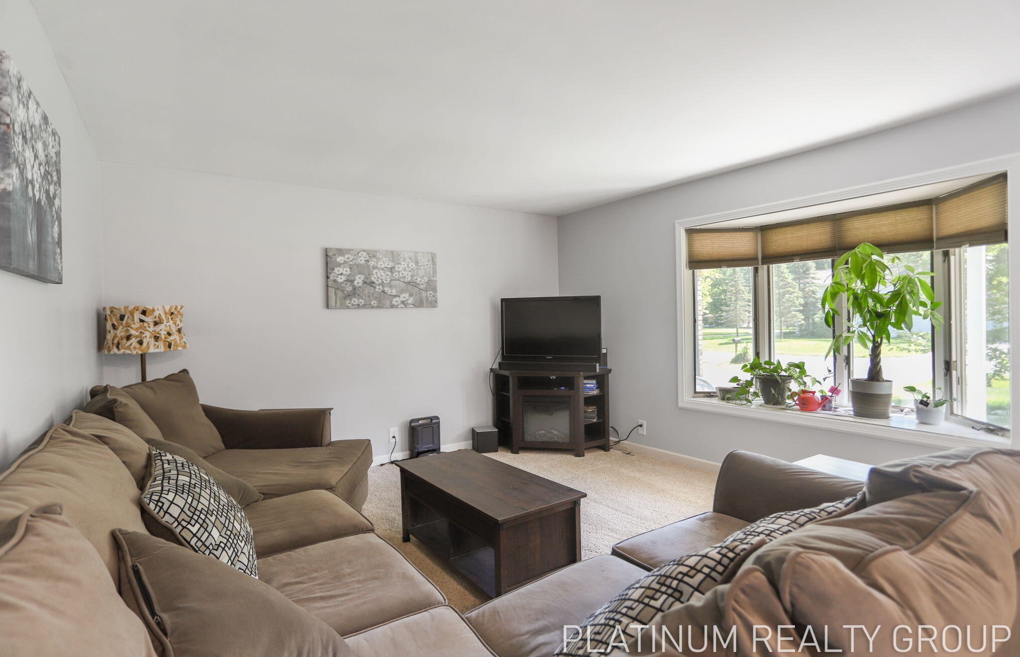 17575 Reitsma Ln, Spring Lake MI 49456-9516 exterior