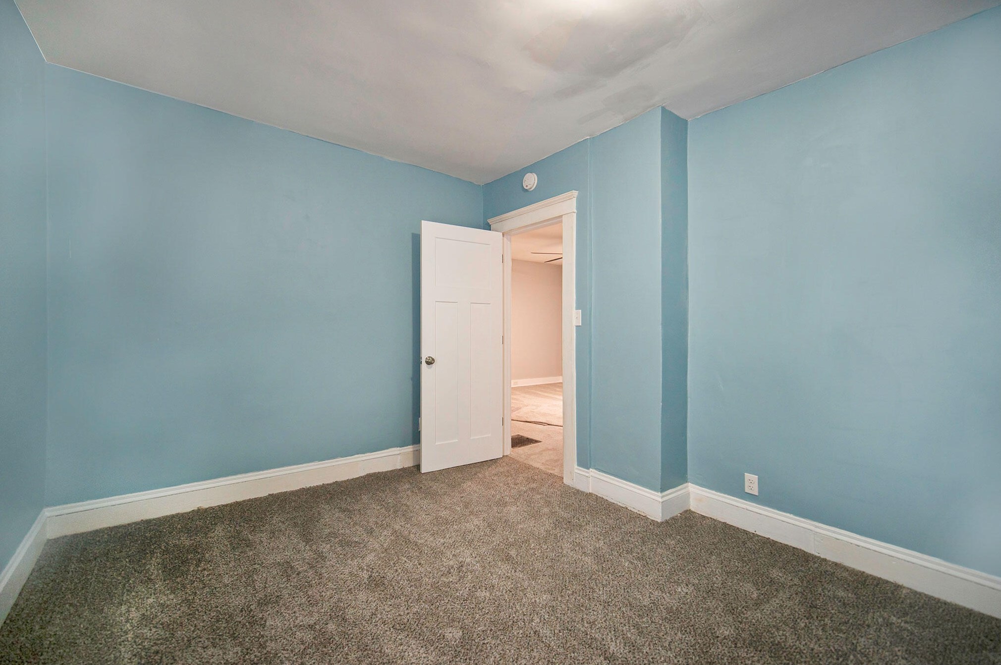 1017 Backus St, Jackson MI  49202-2105 exterior