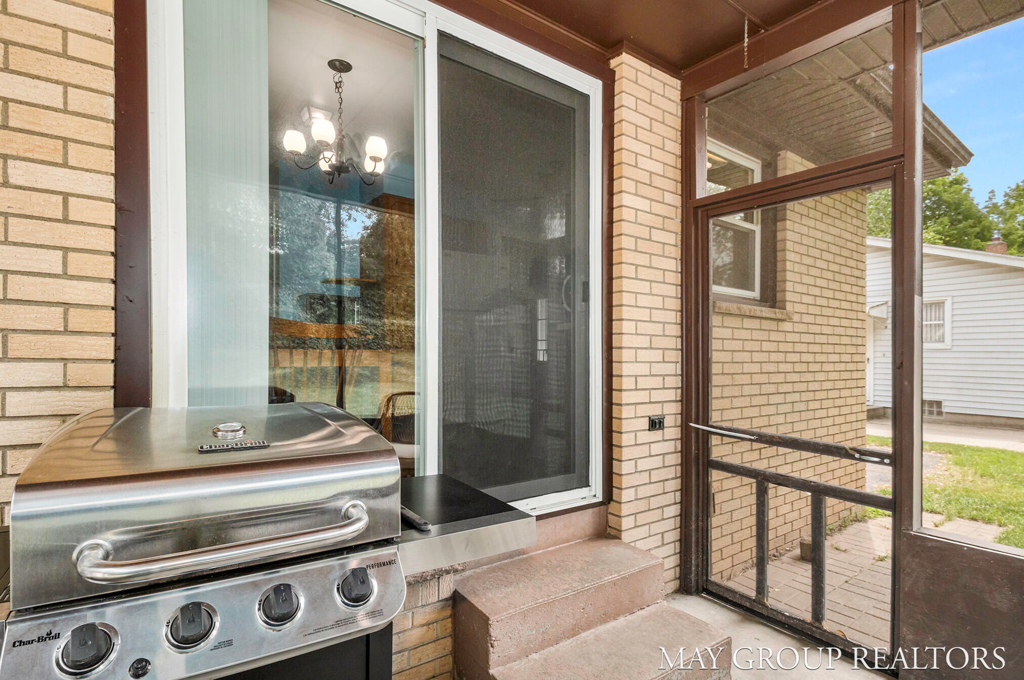 3345 Ipswich Dr, Grand Rapids MI 49544-1649 exterior