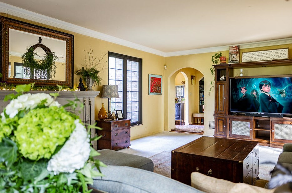 1815 Glen Dr, Jackson MI  49203-3820 exterior