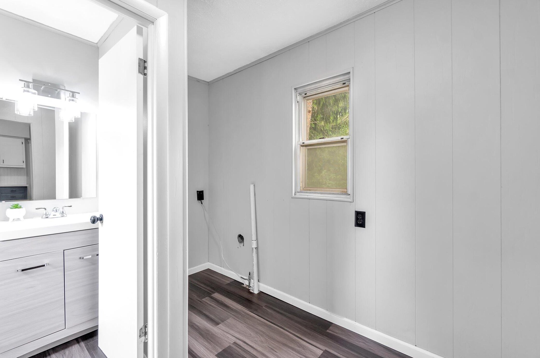 504 Mcdevitt Ave, Jackson MI  49203-5842 exterior