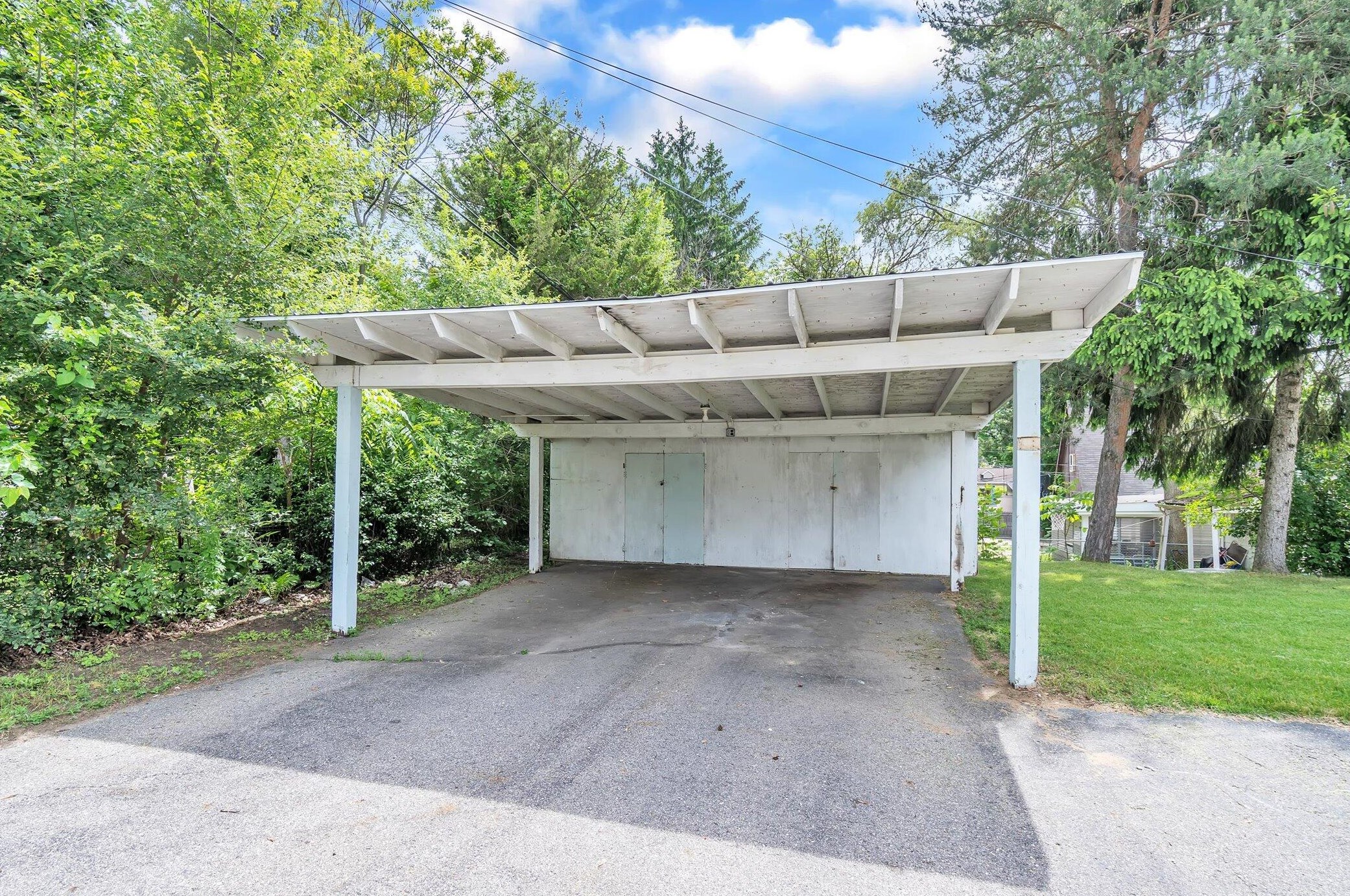 504 Mcdevitt Ave, Jackson MI  49203-5842 exterior